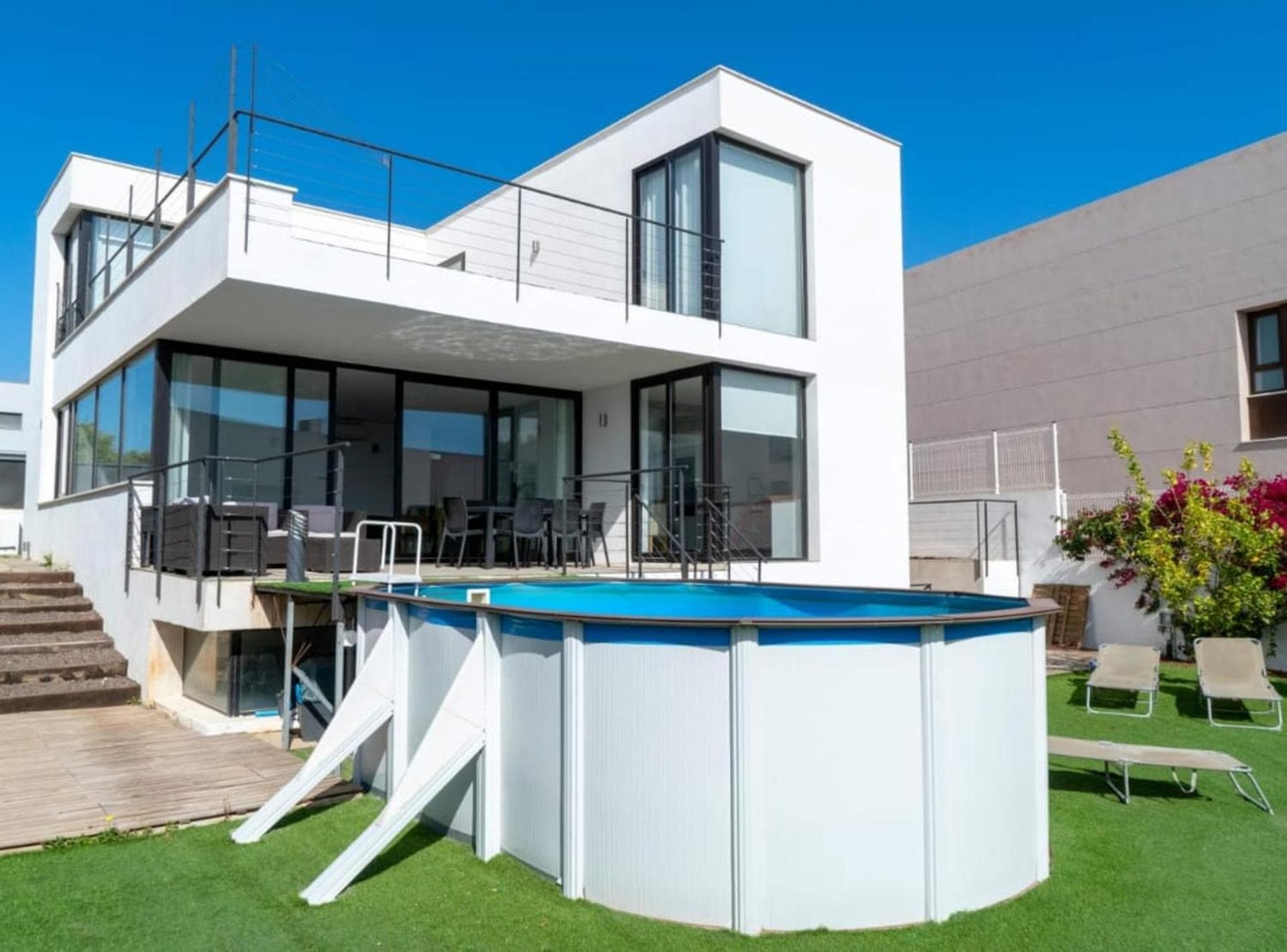 Moderna Villa con piscina en Palma de Mallorca — 26
