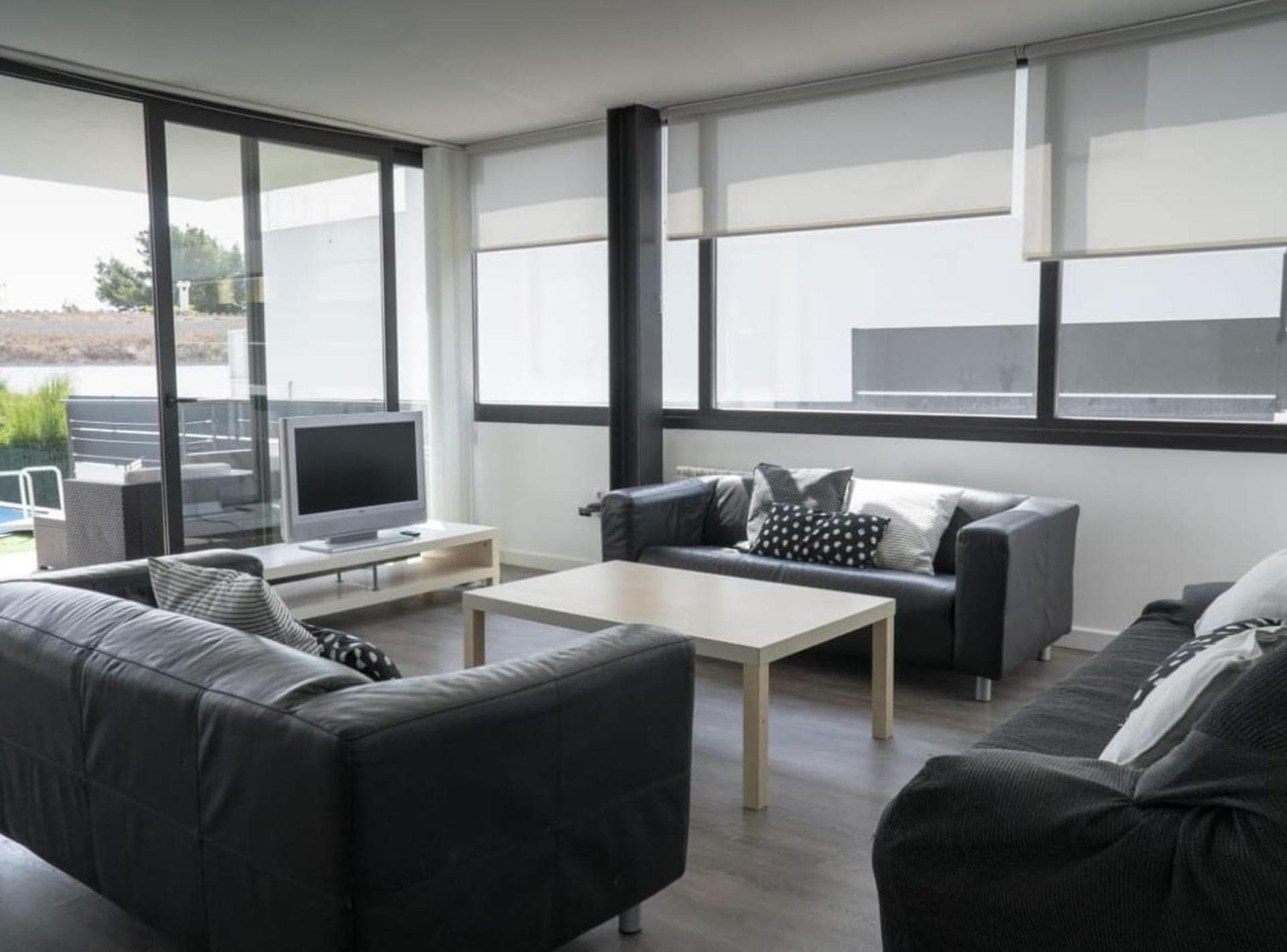 Moderna Villa con piscina en Palma de Mallorca — 27