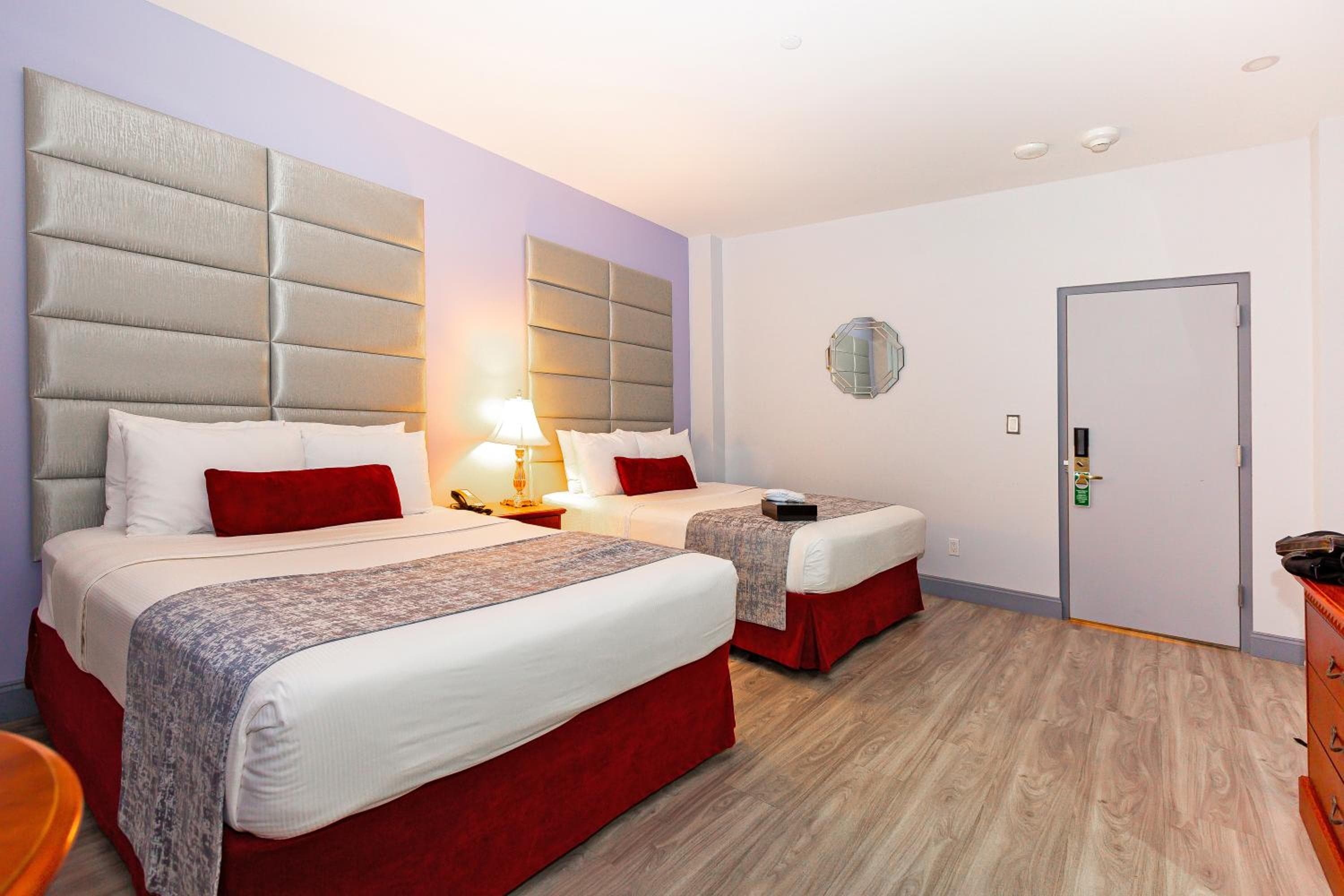 Hotel St. James — 24