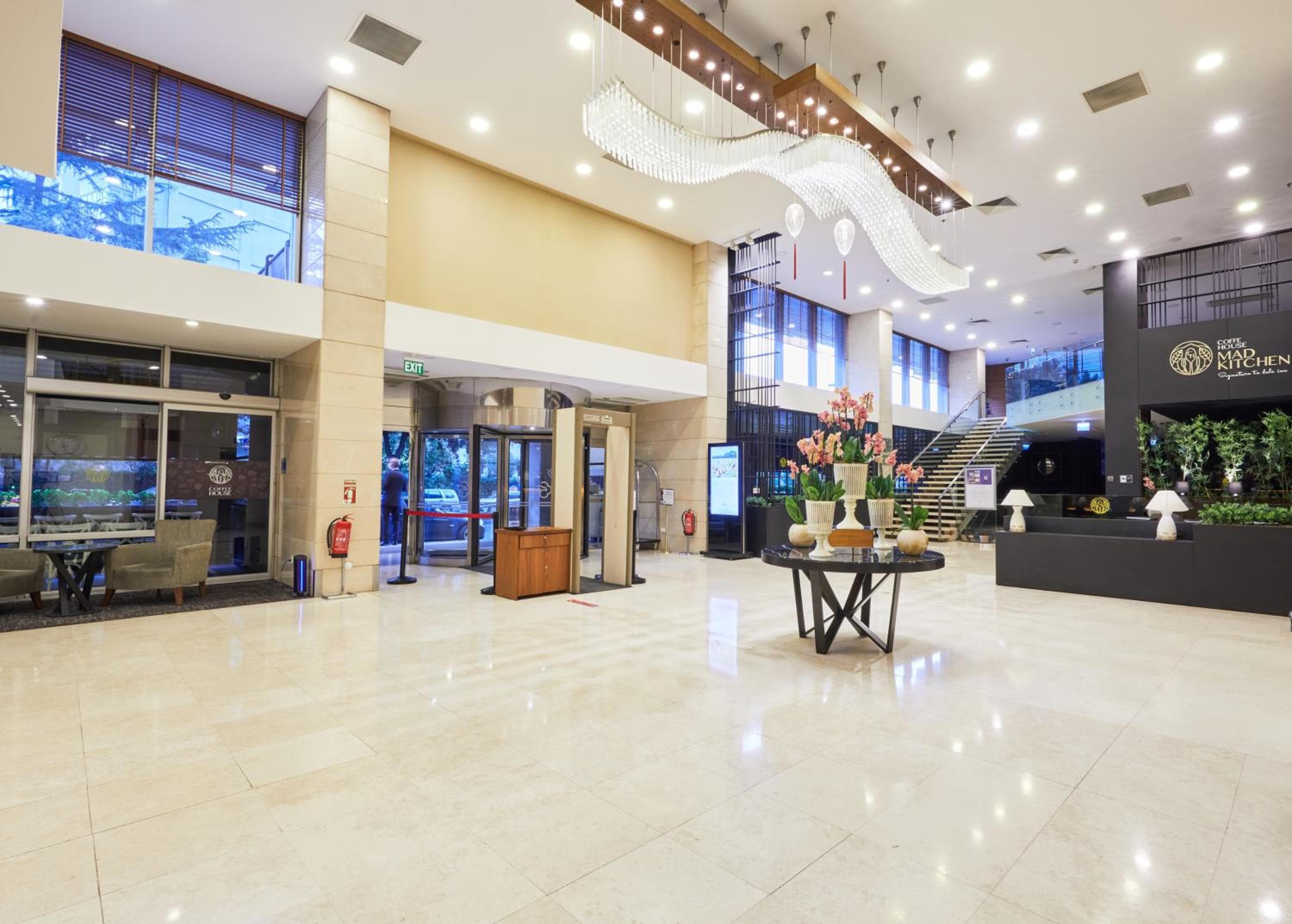Dedeman Estambul — 5
