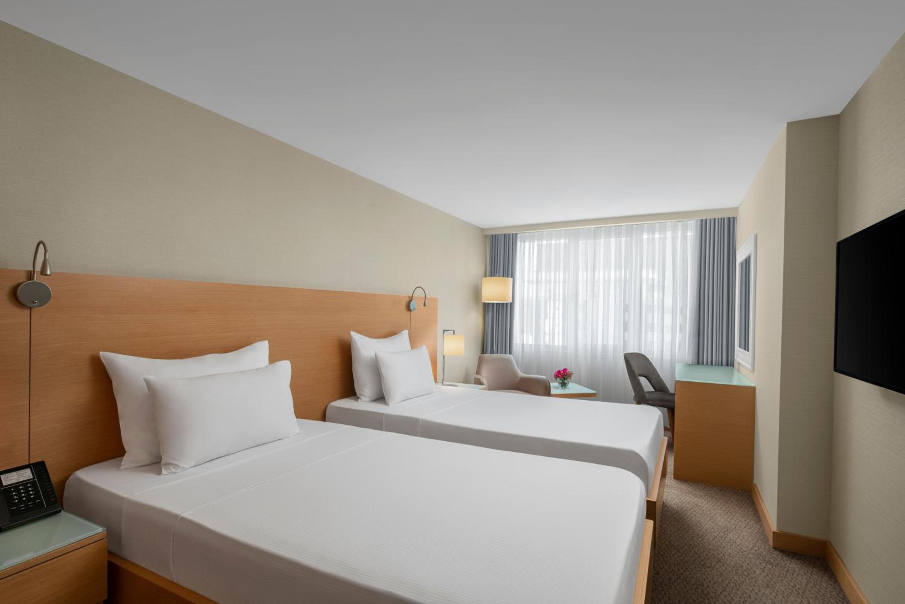 Dedeman Estambul — 19