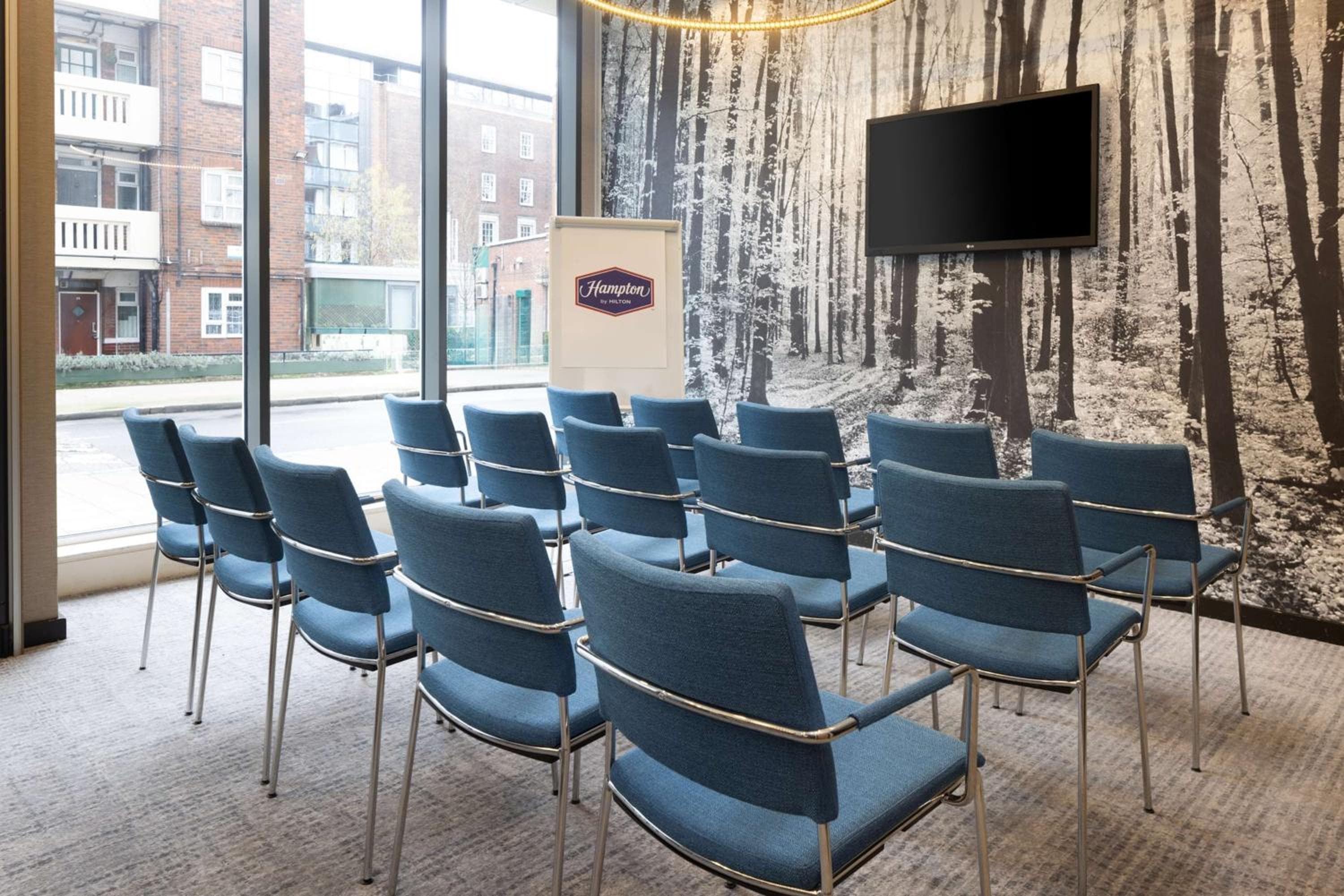 Hampton by Hilton Londres Waterloo — 8