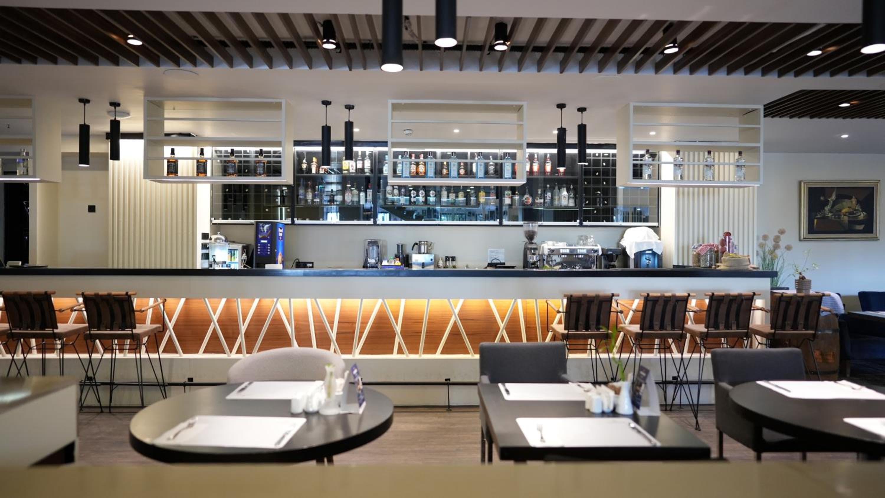 Dedeman Estambul — 8