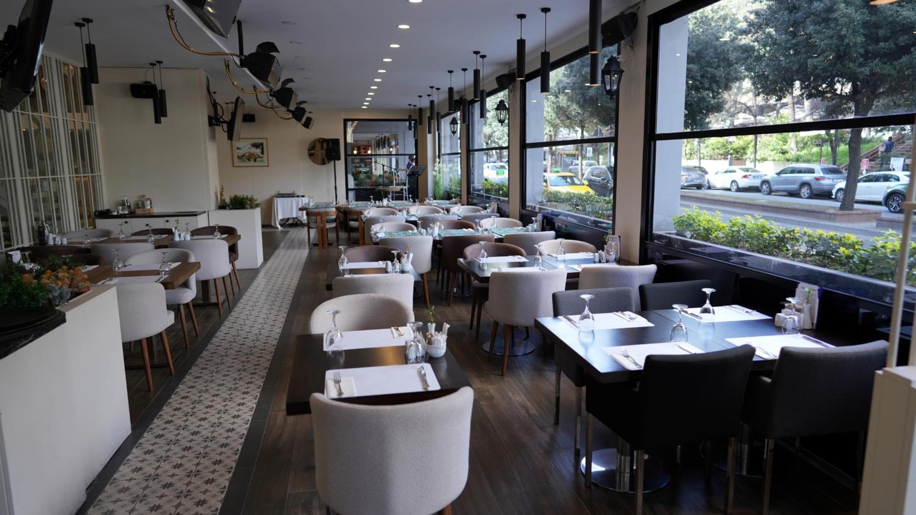 Dedeman Estambul — 14