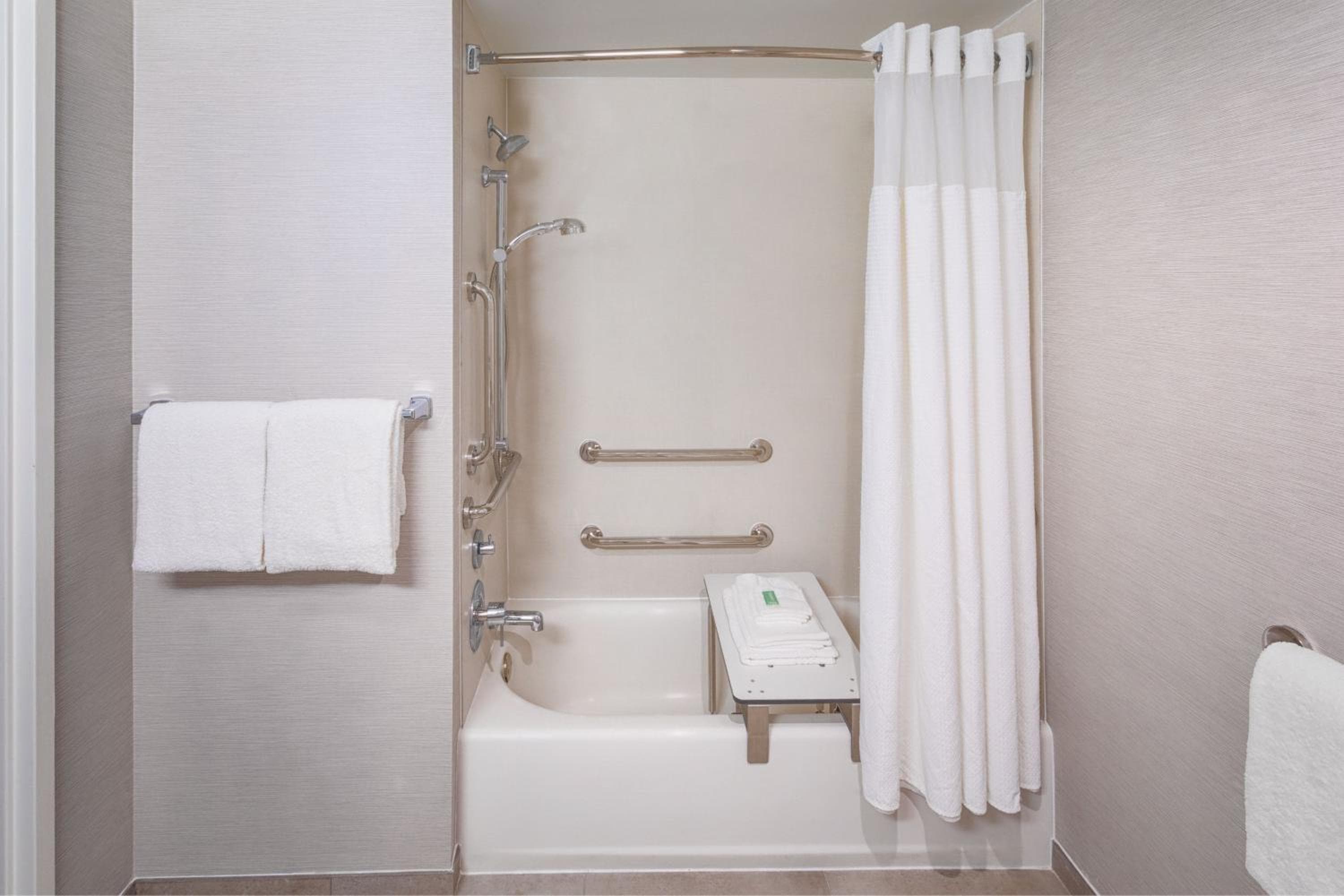 Courtyard by Marriott Fort Lauderdale East / Lauderdale-by-the-Sea — 8