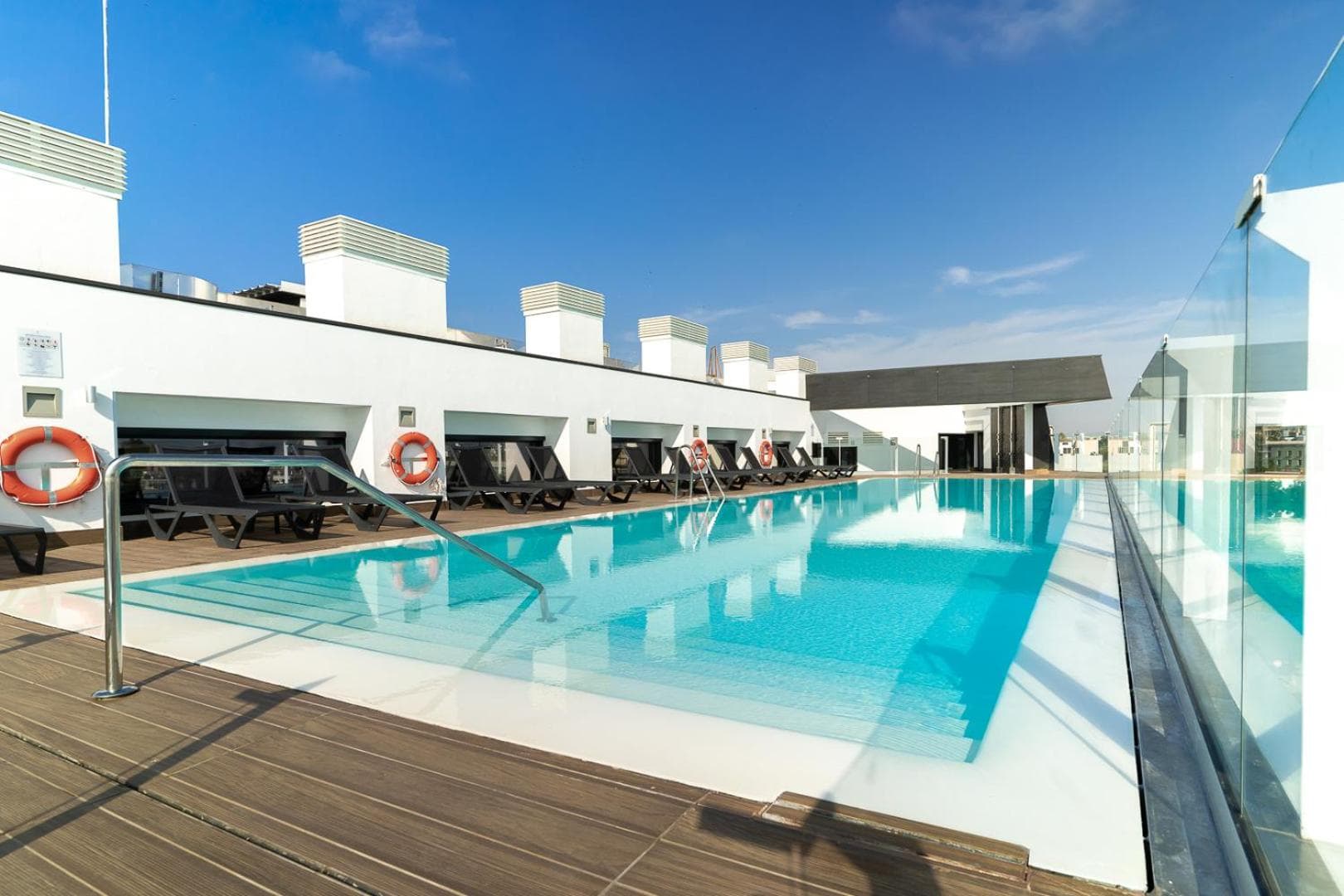 Hotel Giralda Center — 2
