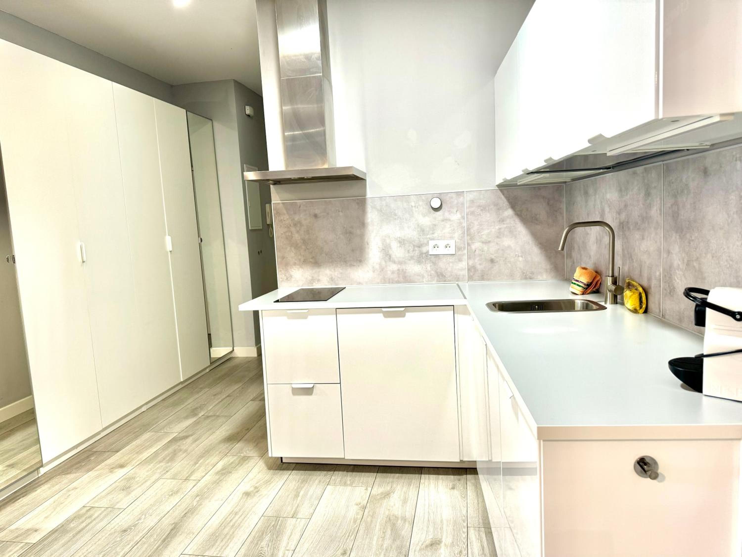 Precioso estudio en el corazón del Soho - Alameda Principal — 12