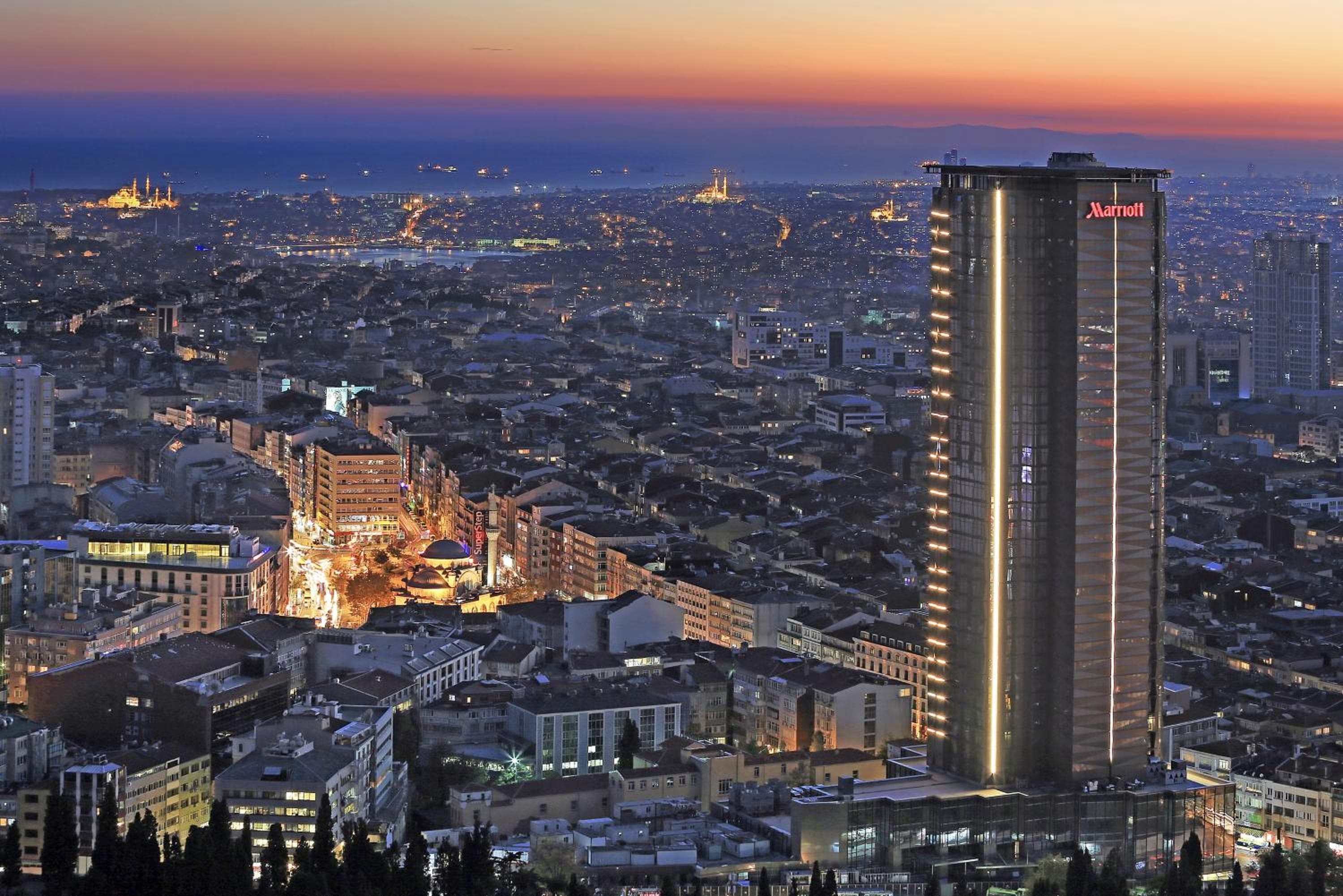 Istanbul Marriott Hotel Sisli — 1