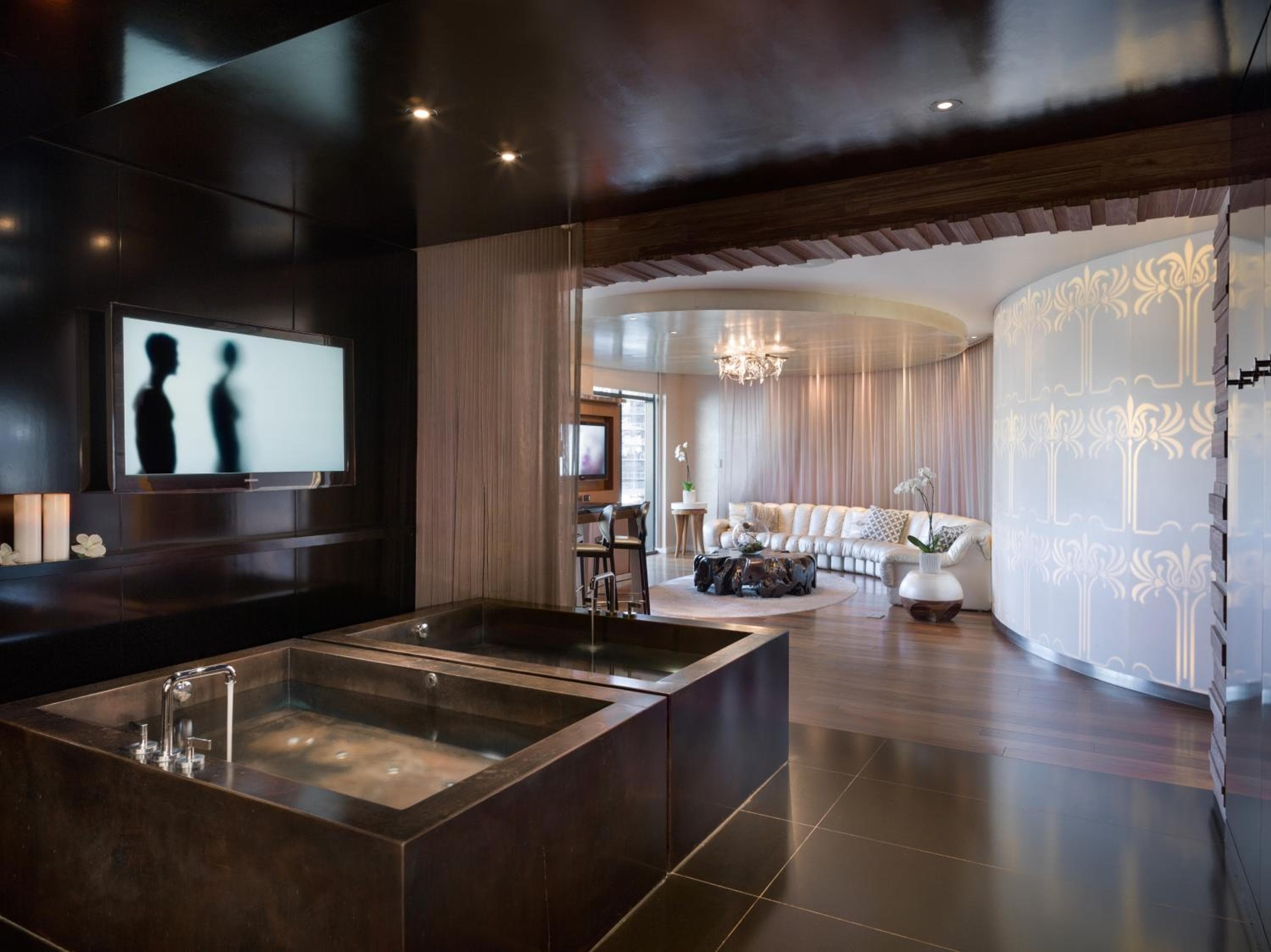 The Cosmopolitan Of Las Vegas — 10