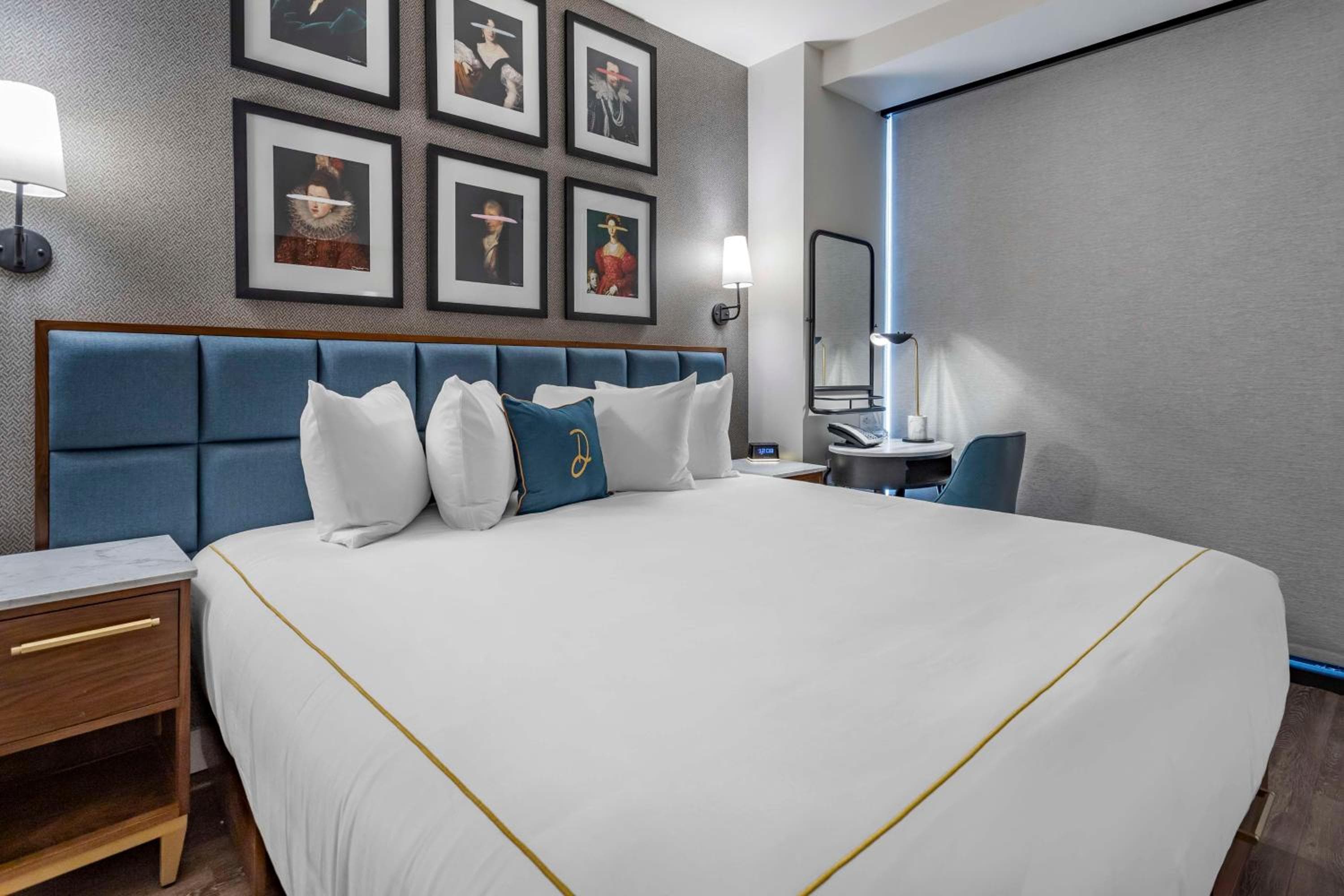 The Draper New York, Collezione di arazzi di Hilton — 8