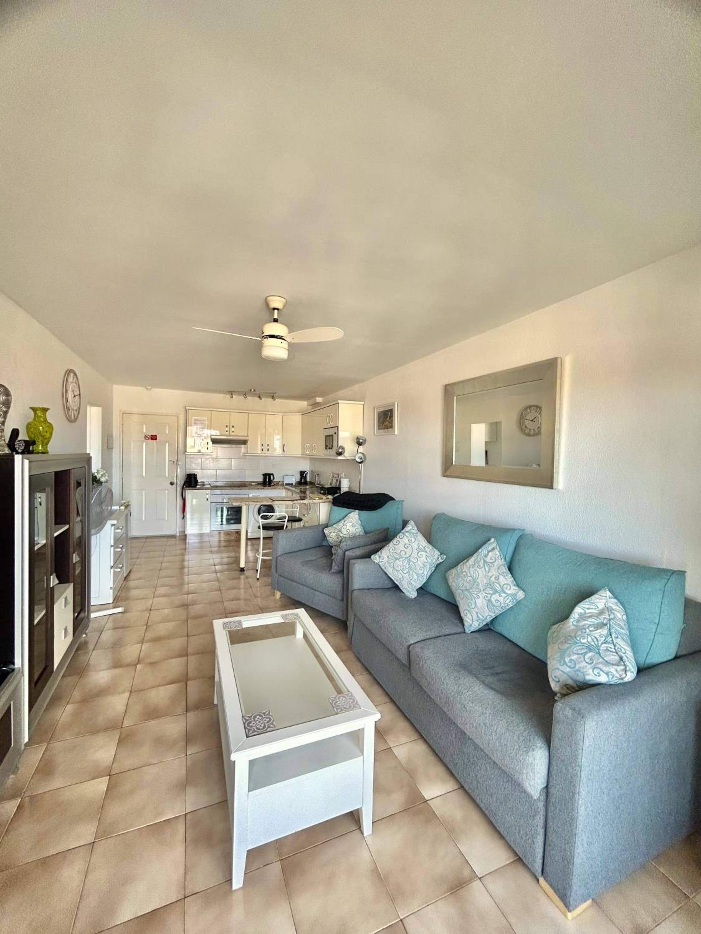 Los Cristianos Apartment With Sea Views C109 — 1