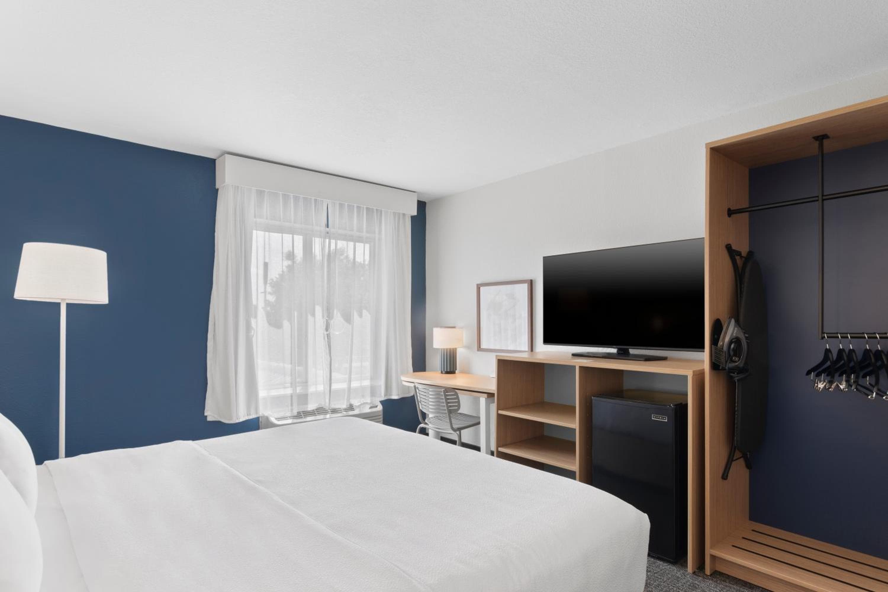 Spark by Hilton Orlando near SeaWorld — 17