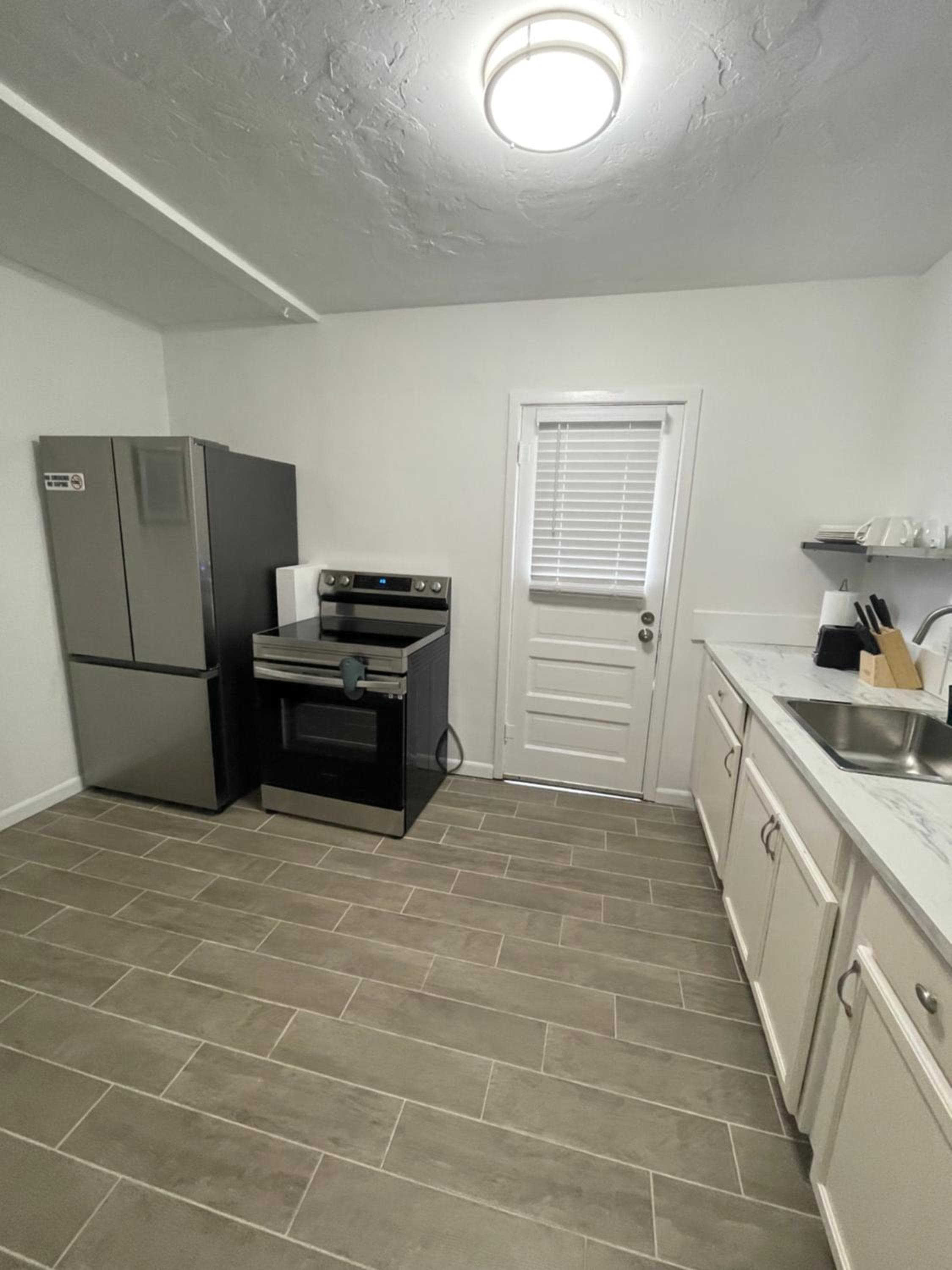 City First Story Apartments & Cottage — 23