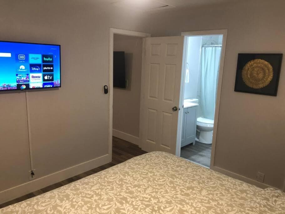 Three Bedroom Cottage in Ft Lauderdale — 13