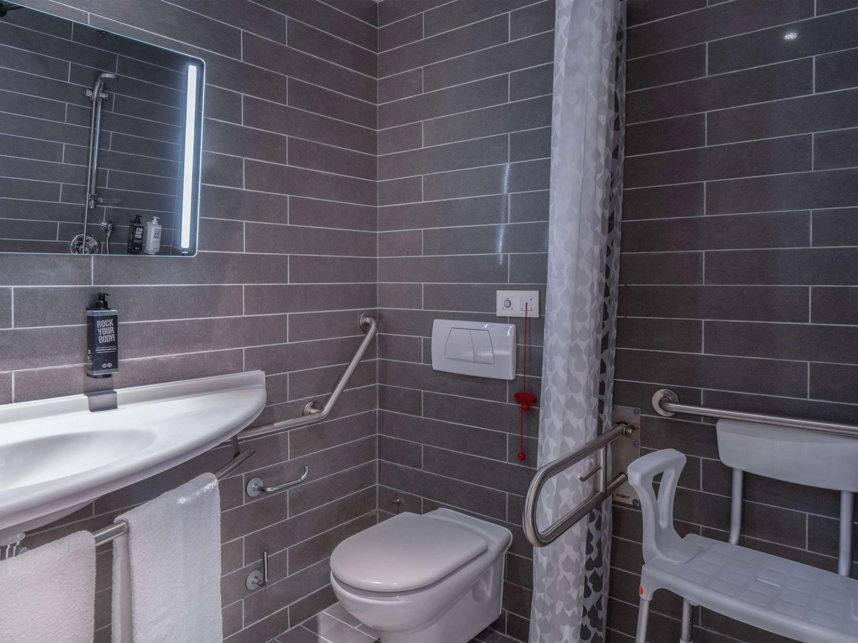Ibis Malaga Centro Ciudad — 18