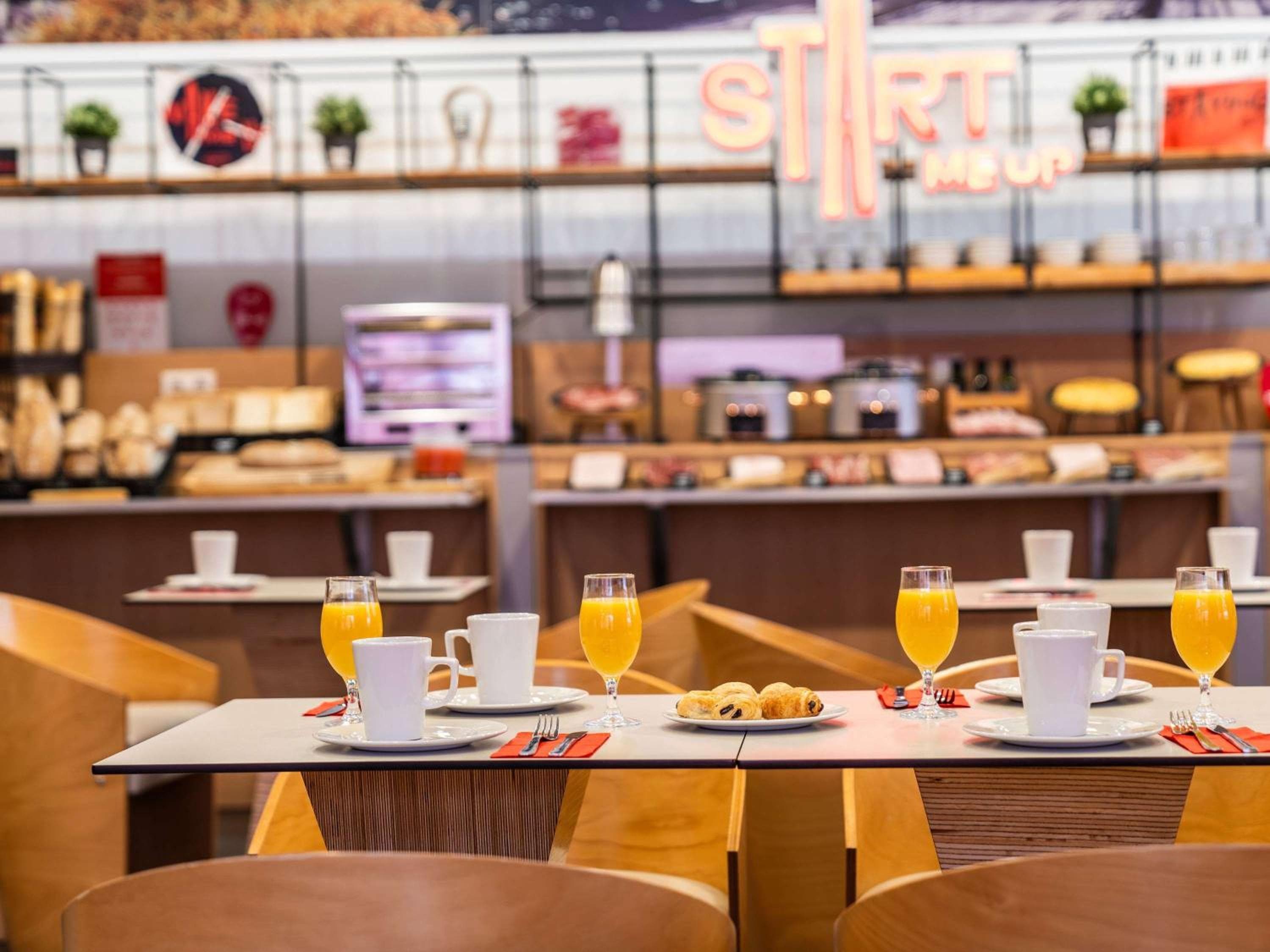 Ibis Malaga Centro Ciudad — 3