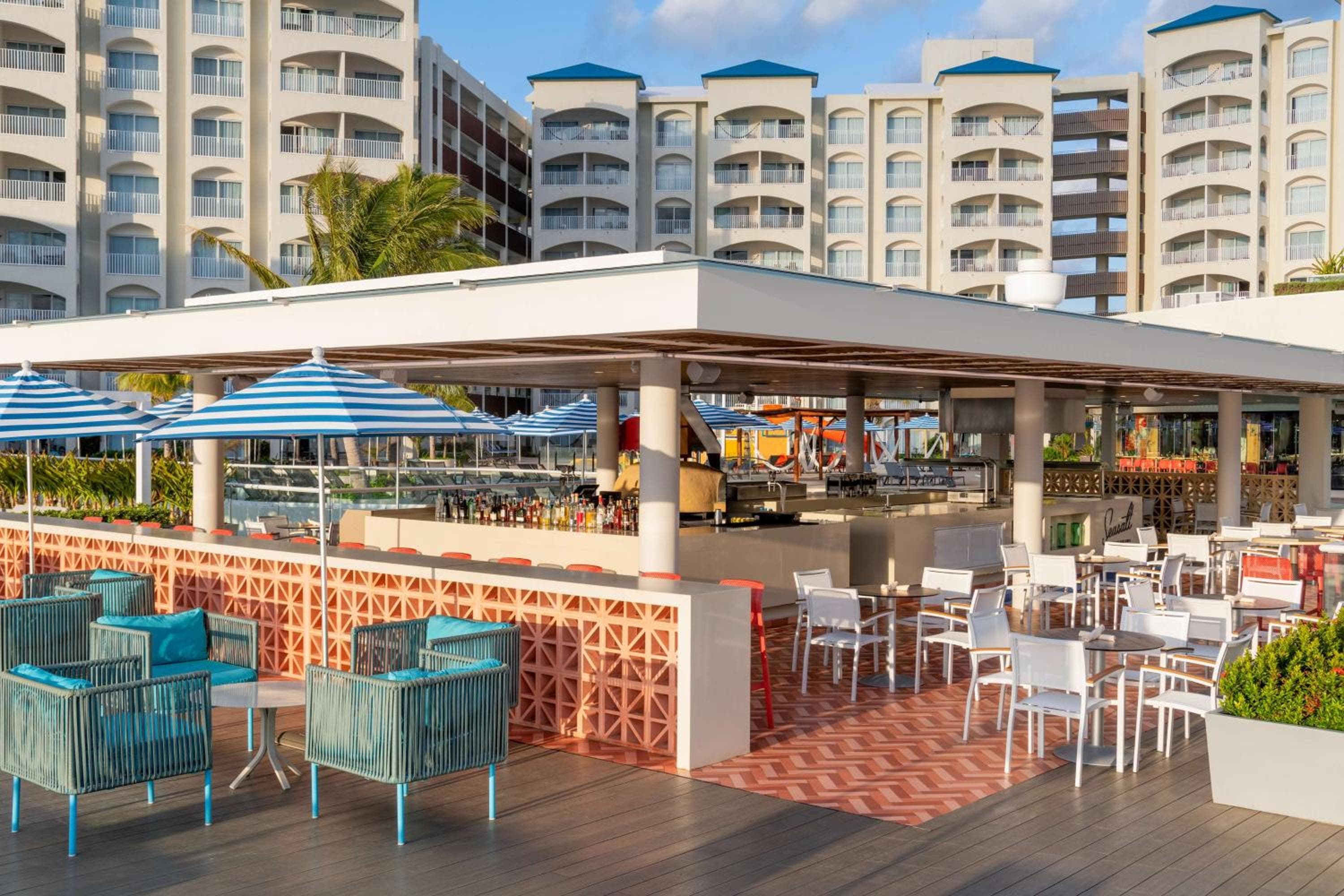 Hilton Cancun Mar Caribe All-Inclusive Resort — 3