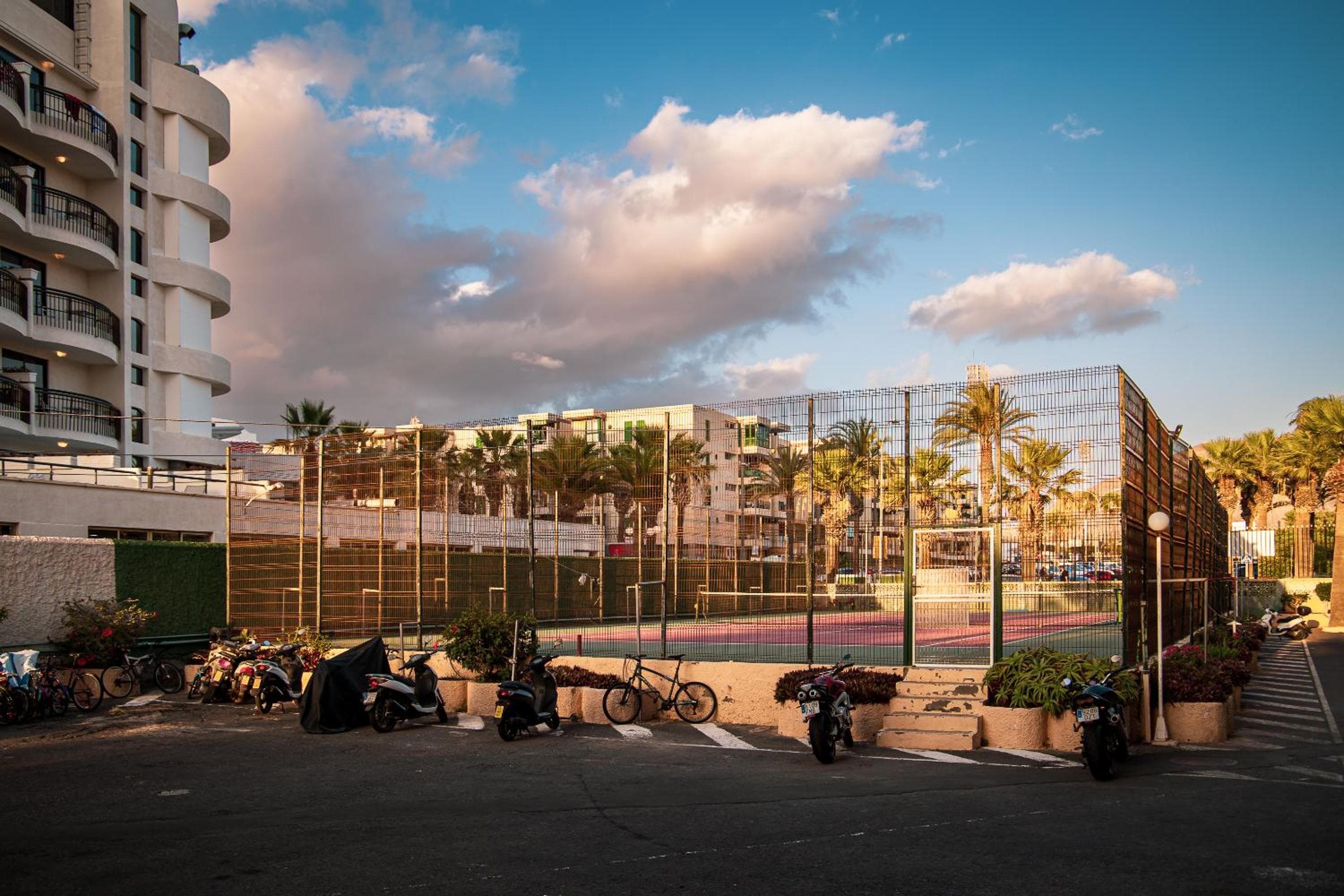 DANICO PLAYA HONDA 218 — 2