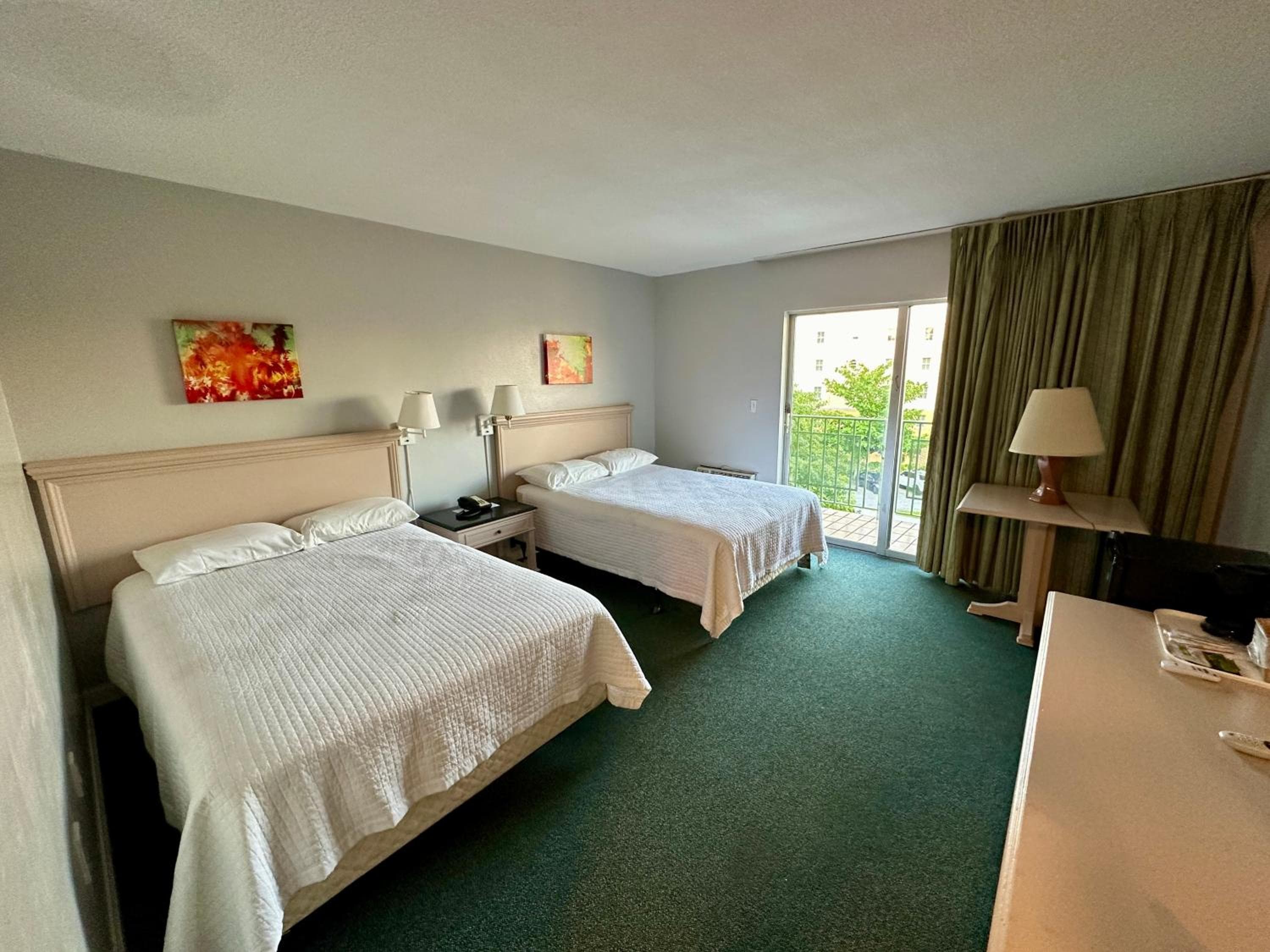 Hotel Chateaubleau — 24
