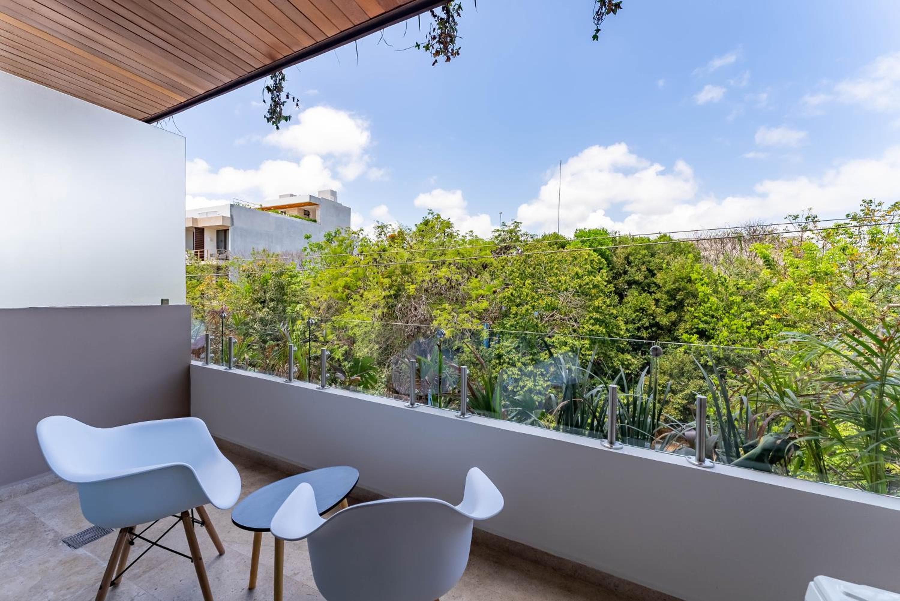 Menesse Apartments — 21