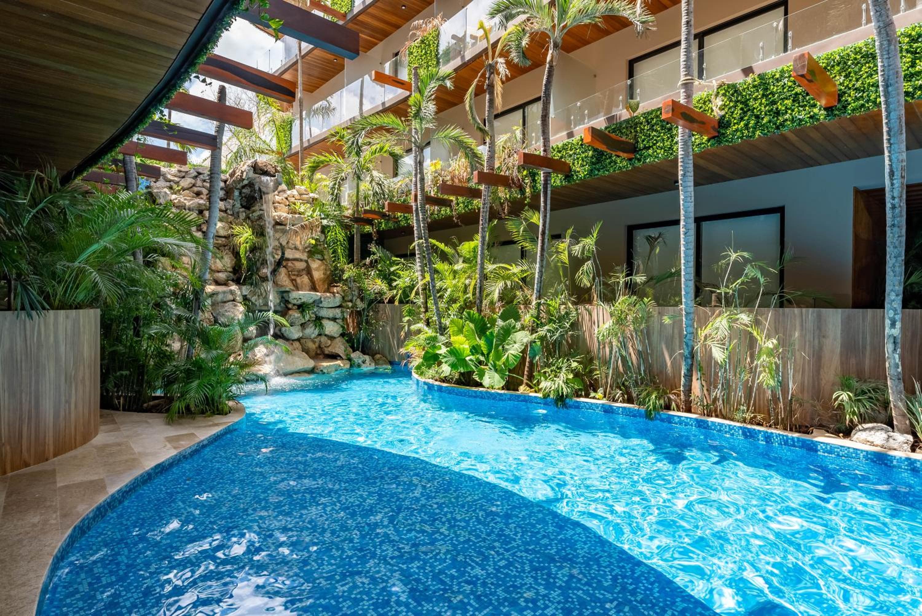 Menesse Apartments — 18