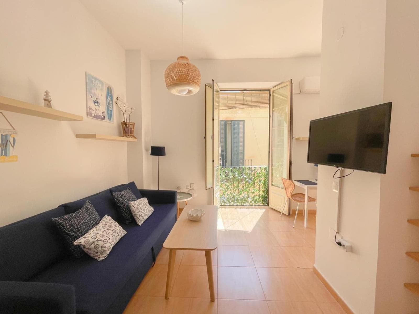 Plz de la Merced Apartments Solera by Life in Malaga — 15