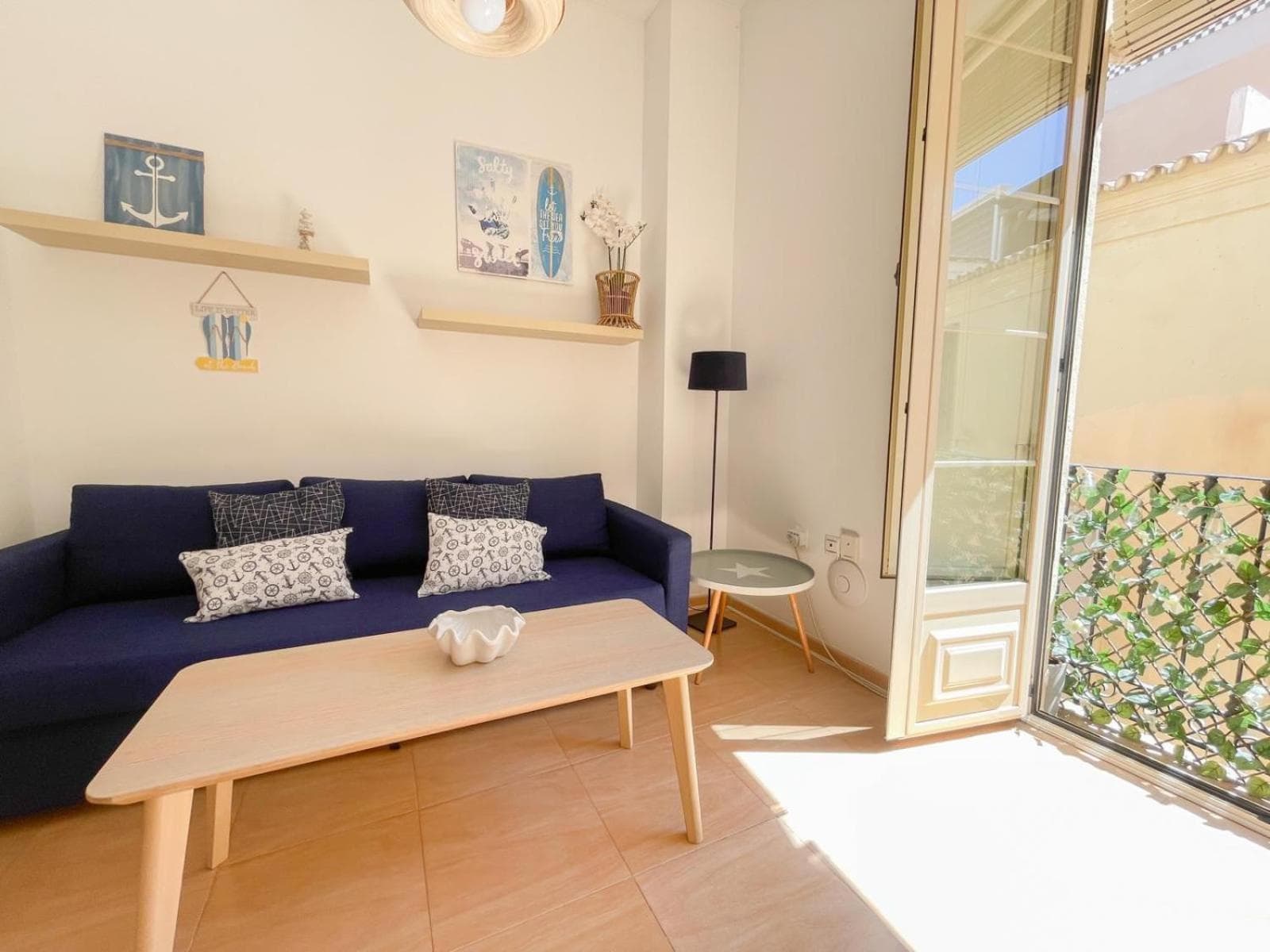Plz de la Merced Apartments Solera by Life in Malaga — 16