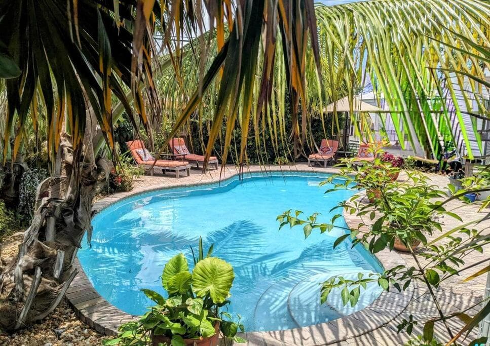 The Ave House- Private Oasis Retreat W/heated Pool — 6