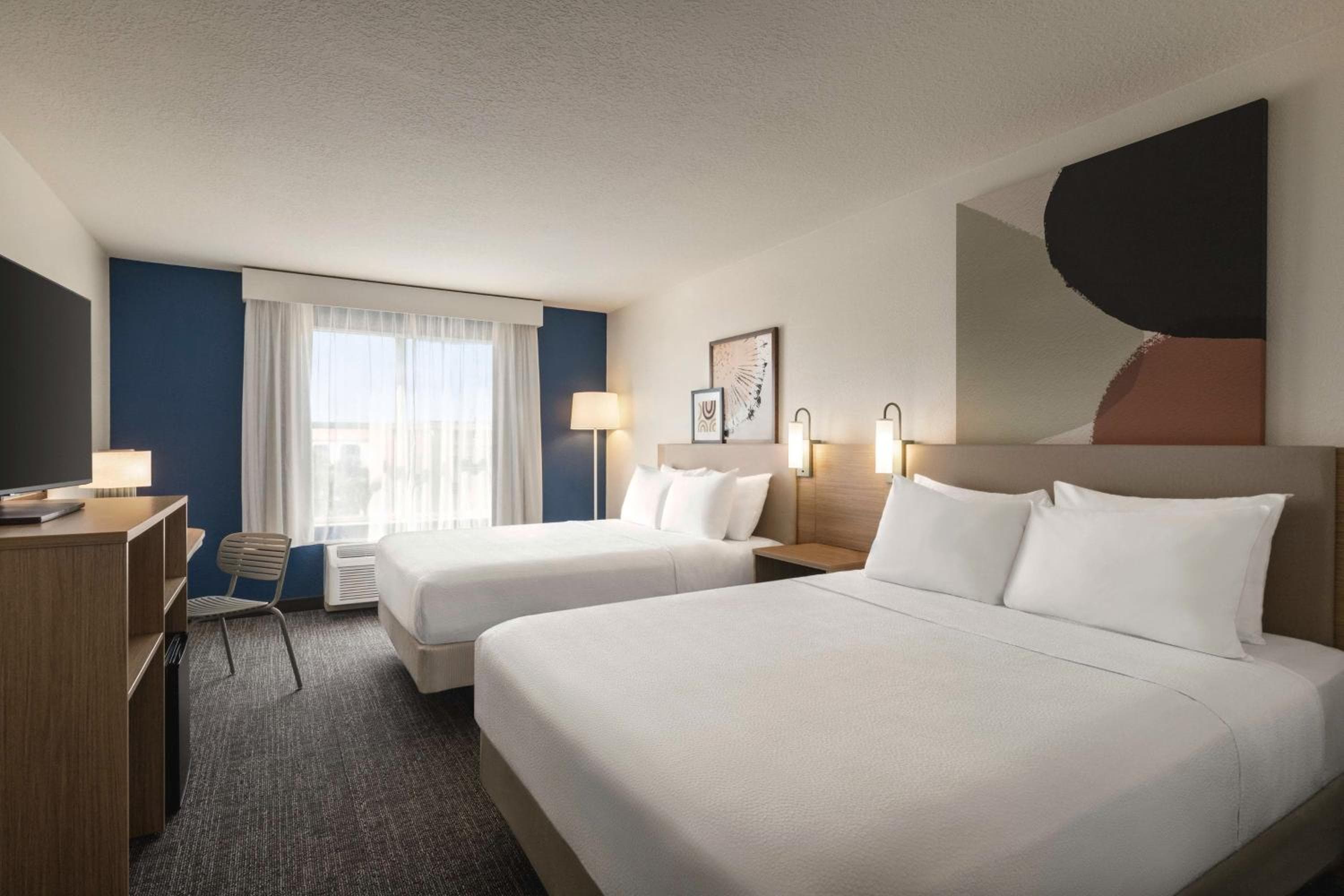 Spark by Hilton Orlando Universal Blvd — 5