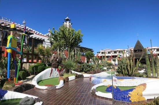 Sunny Sea View Apartment Center of Las Americas — 4