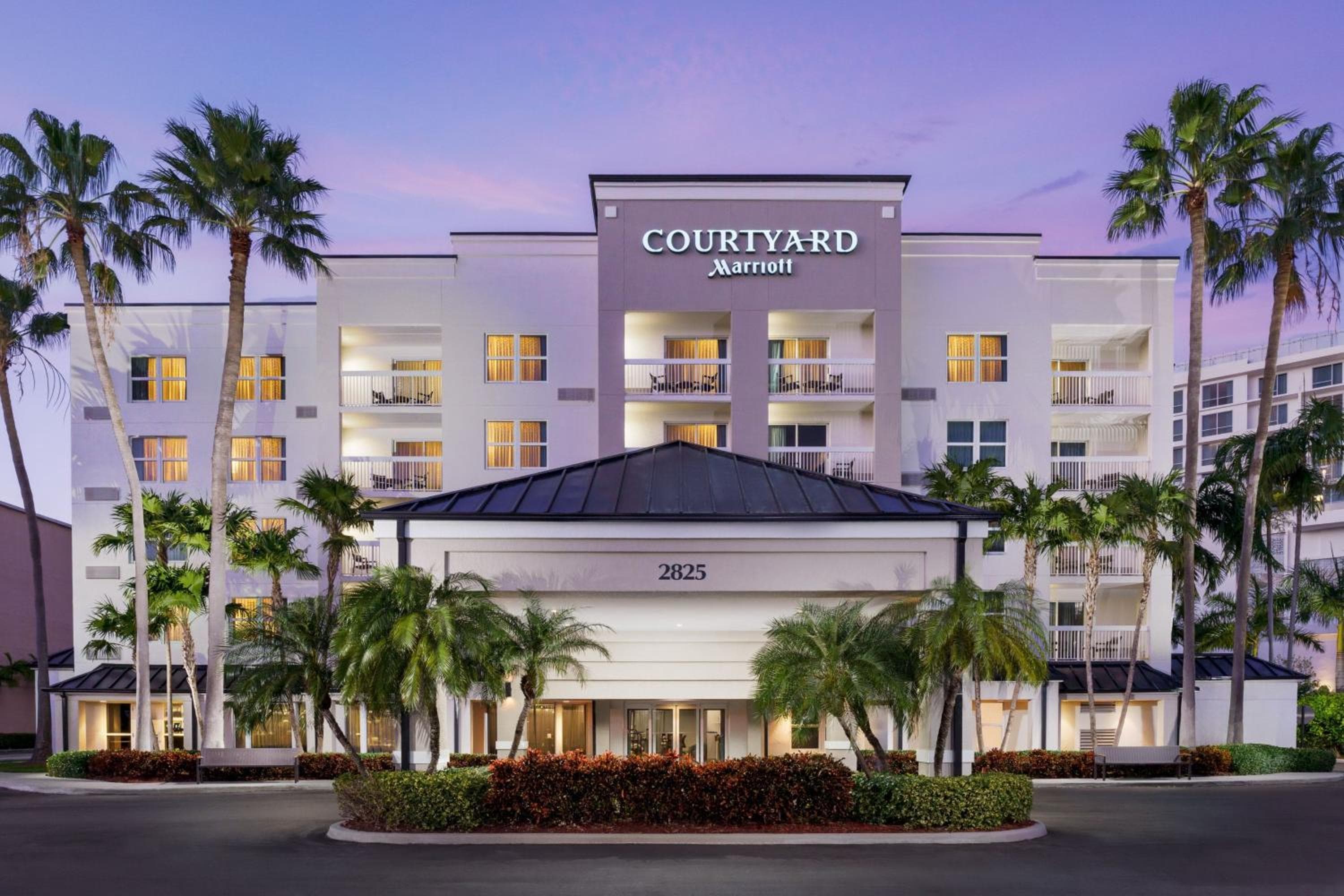 Courtyard by Marriott Miami Aventura Mall — 1