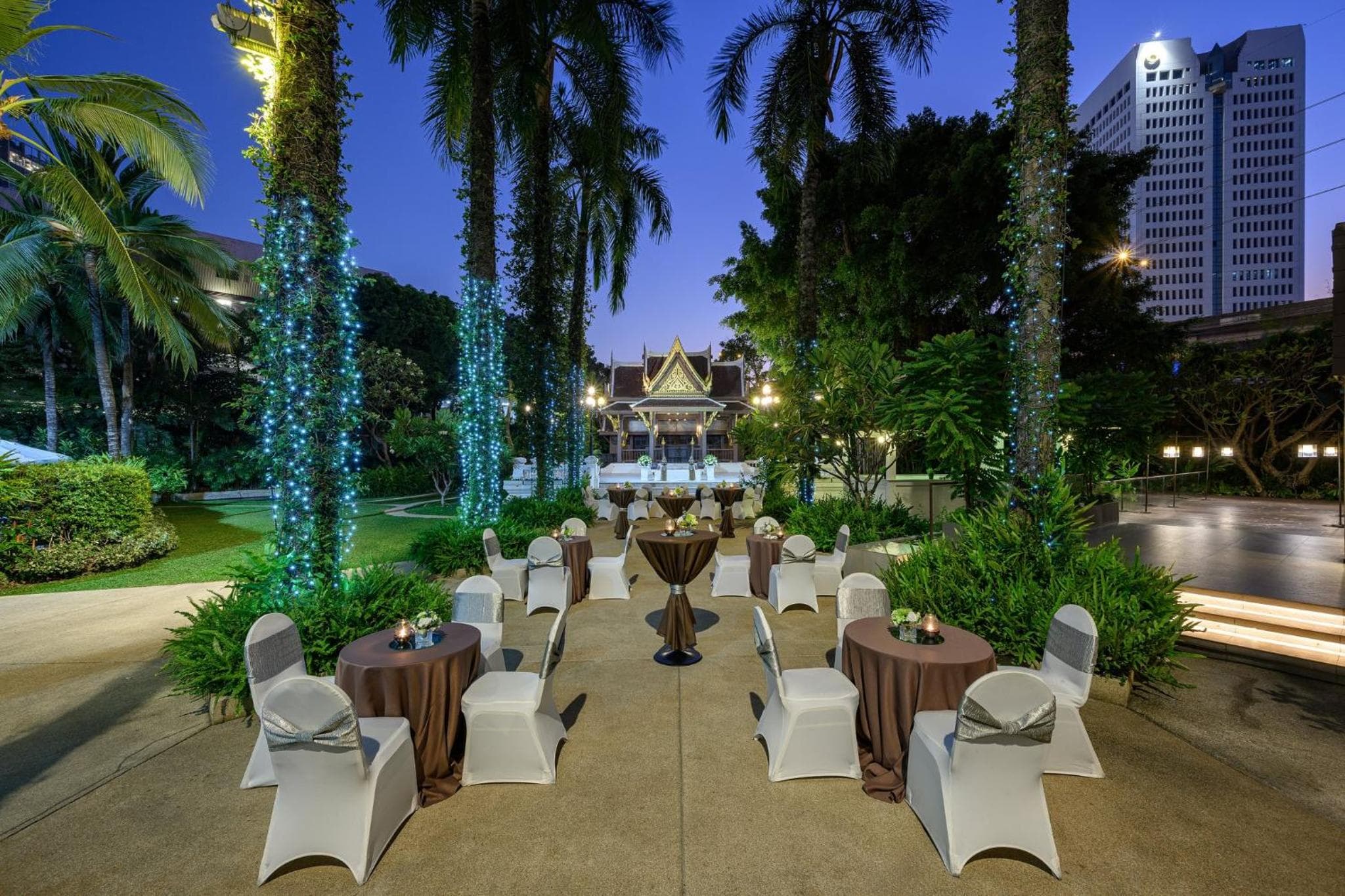 Centara Grand at Central Plaza Ladprao Bangkok — 4