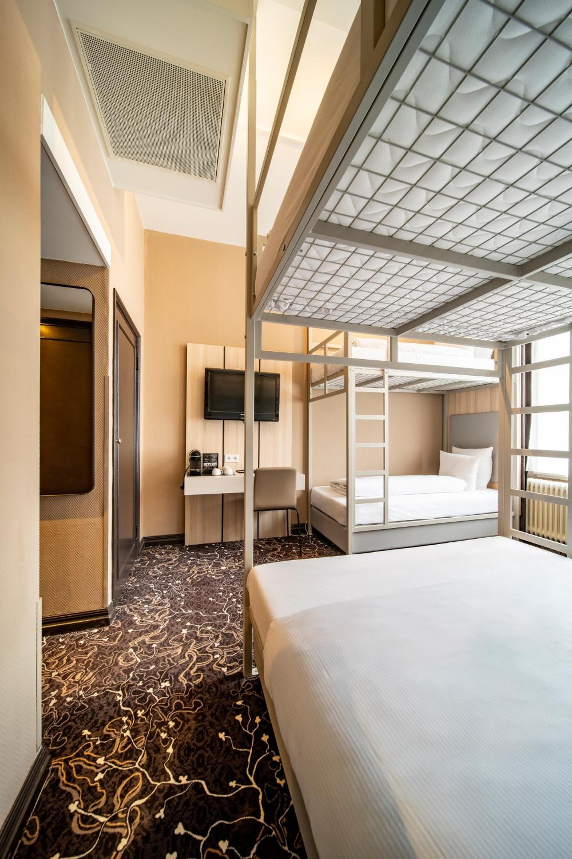 Das Alfred Hotel — 11