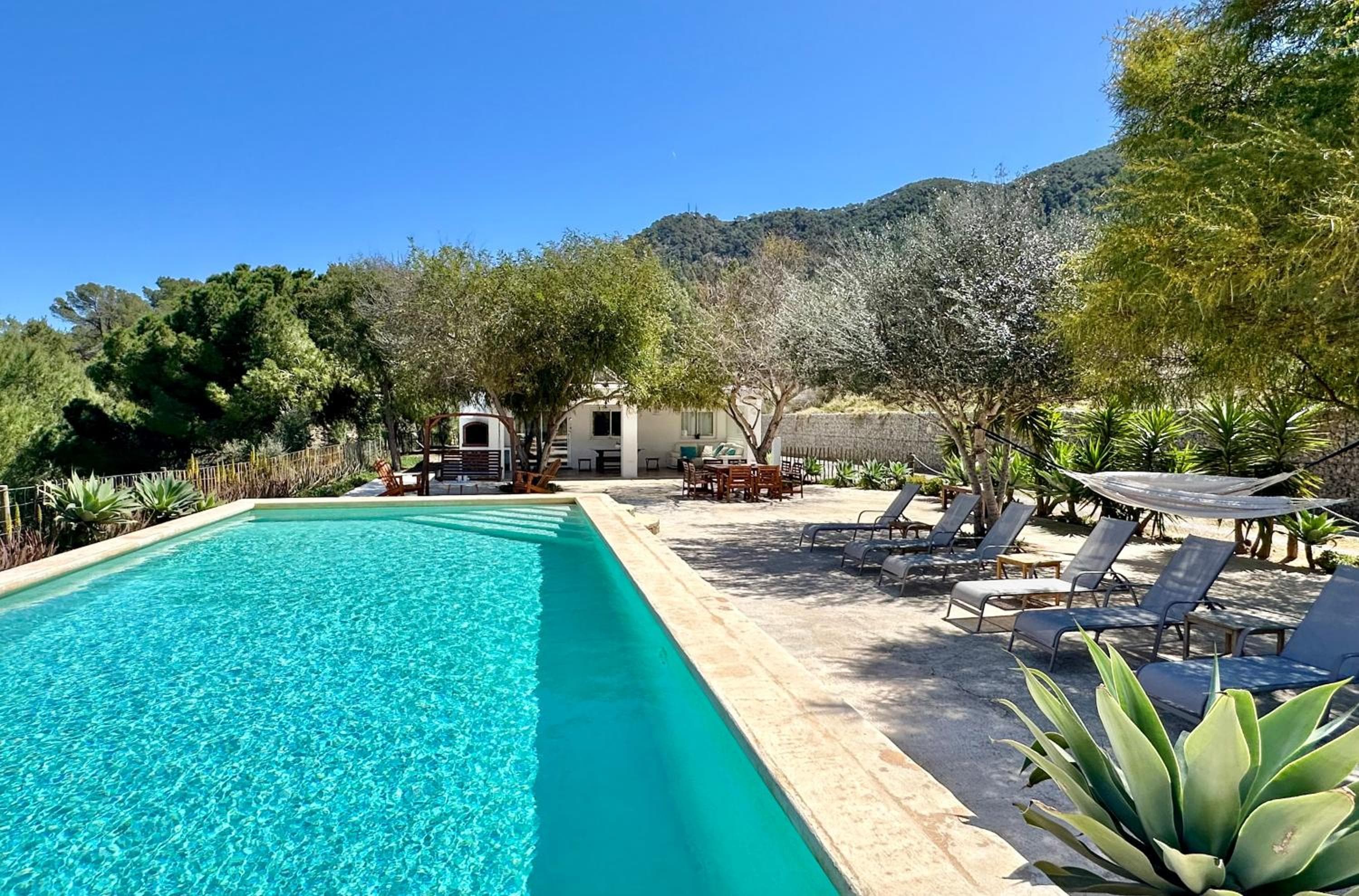 Villa Mimosa — 1