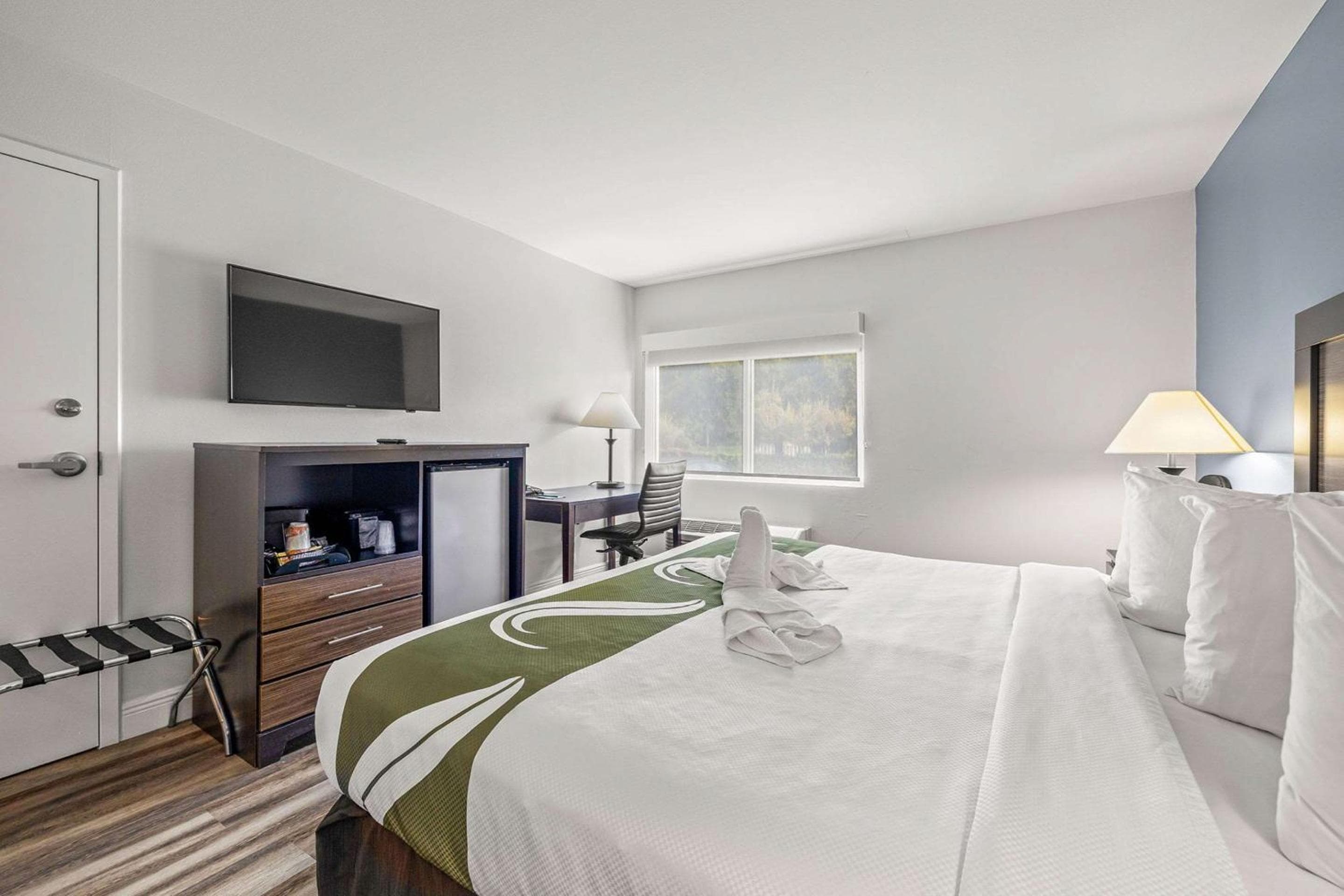 Quality Inn & Suites Tampa near Fairgrounds and Casino — 10