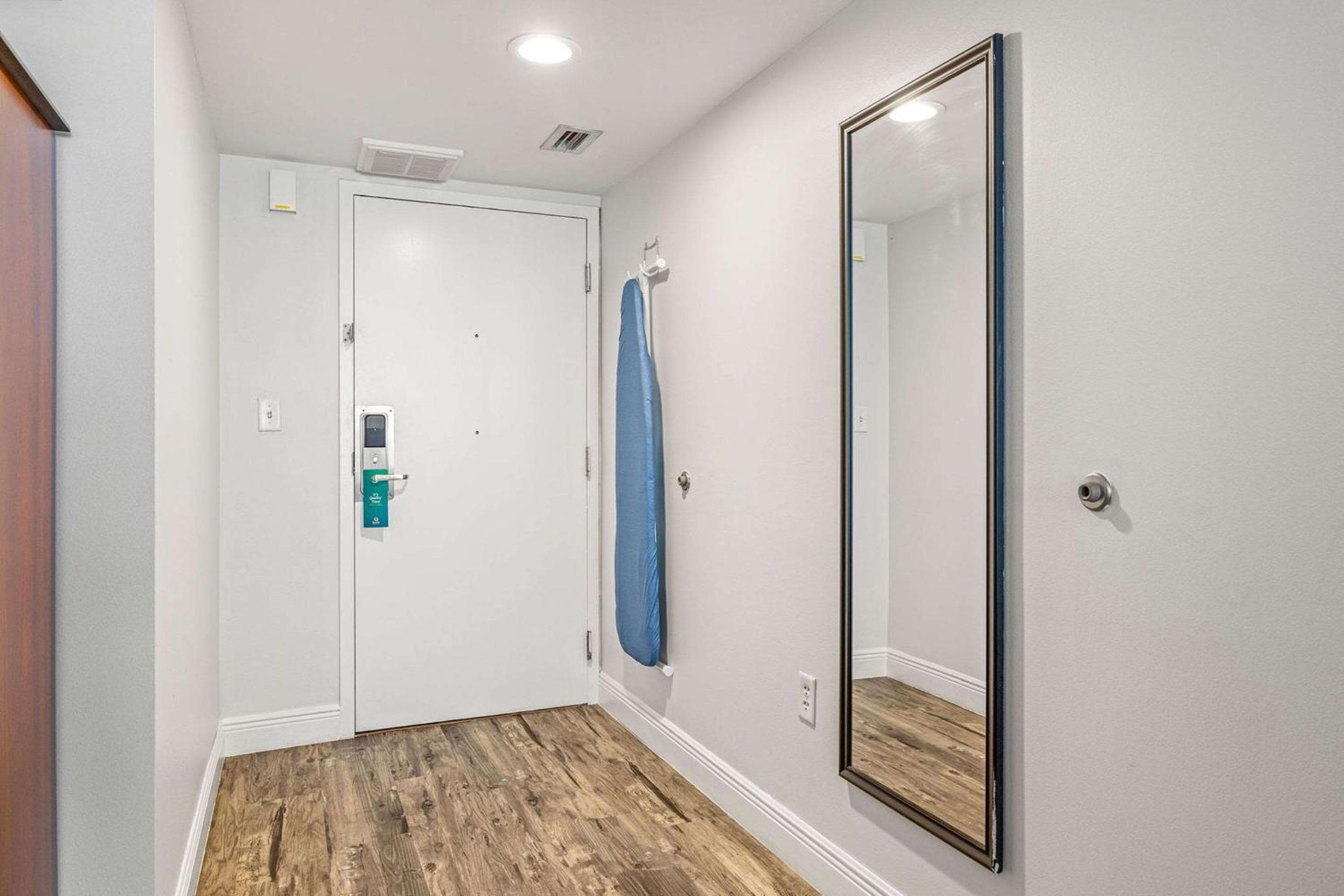 Quality Inn & Suites Tampa near Fairgrounds and Casino — 16