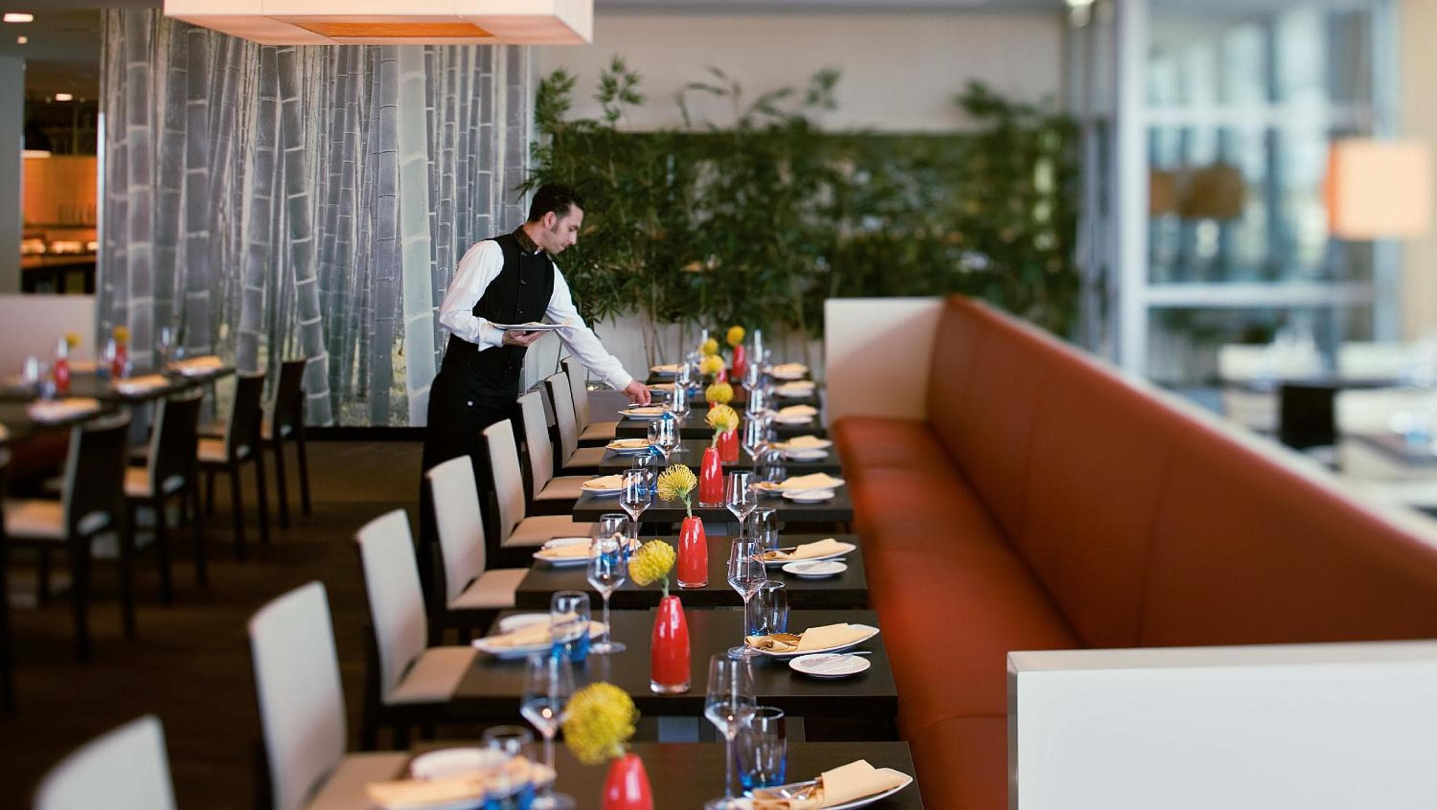Mövenpick Hotel Amsterdam City Centre — 10