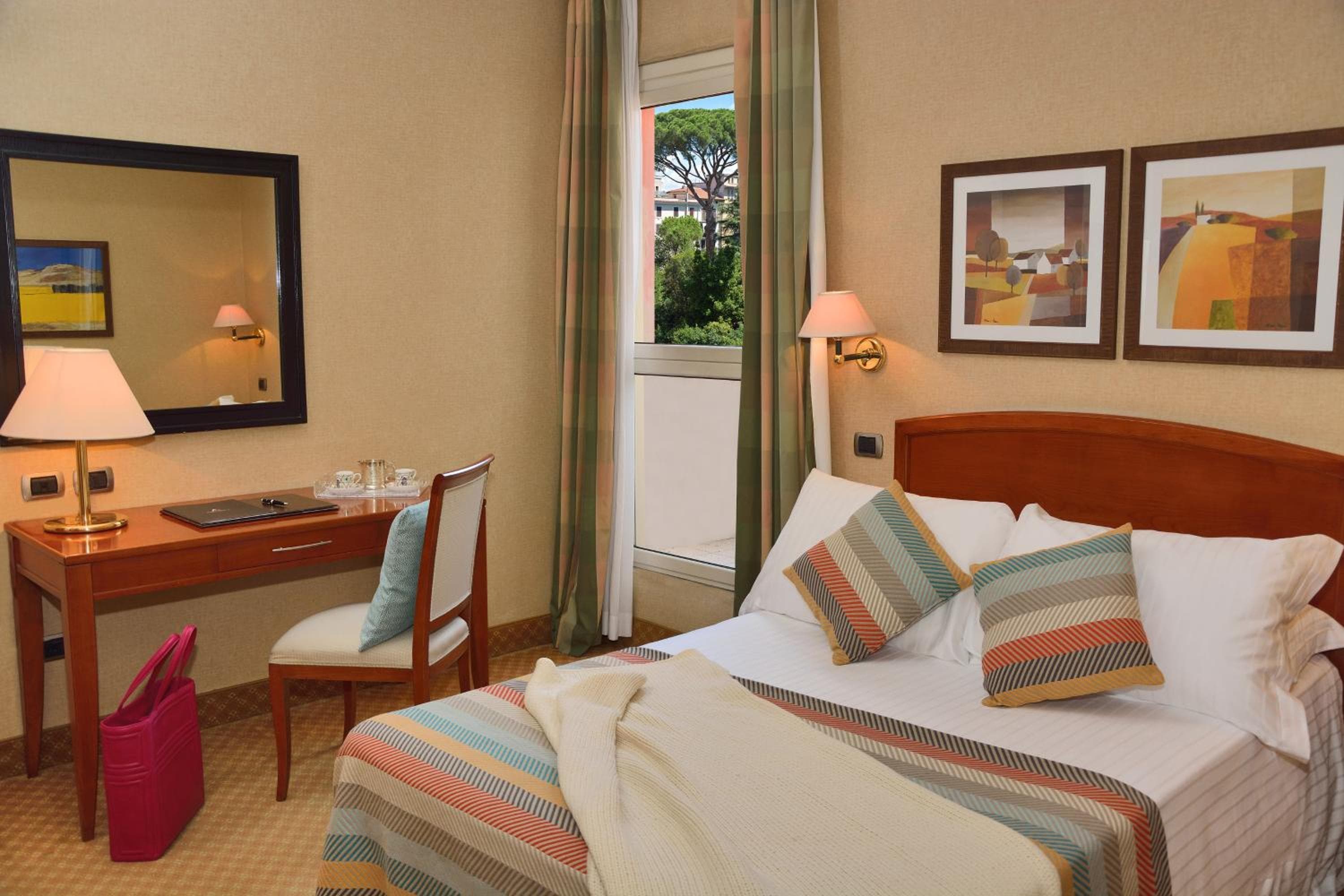 LH Hotel Lloyd Roma — 5