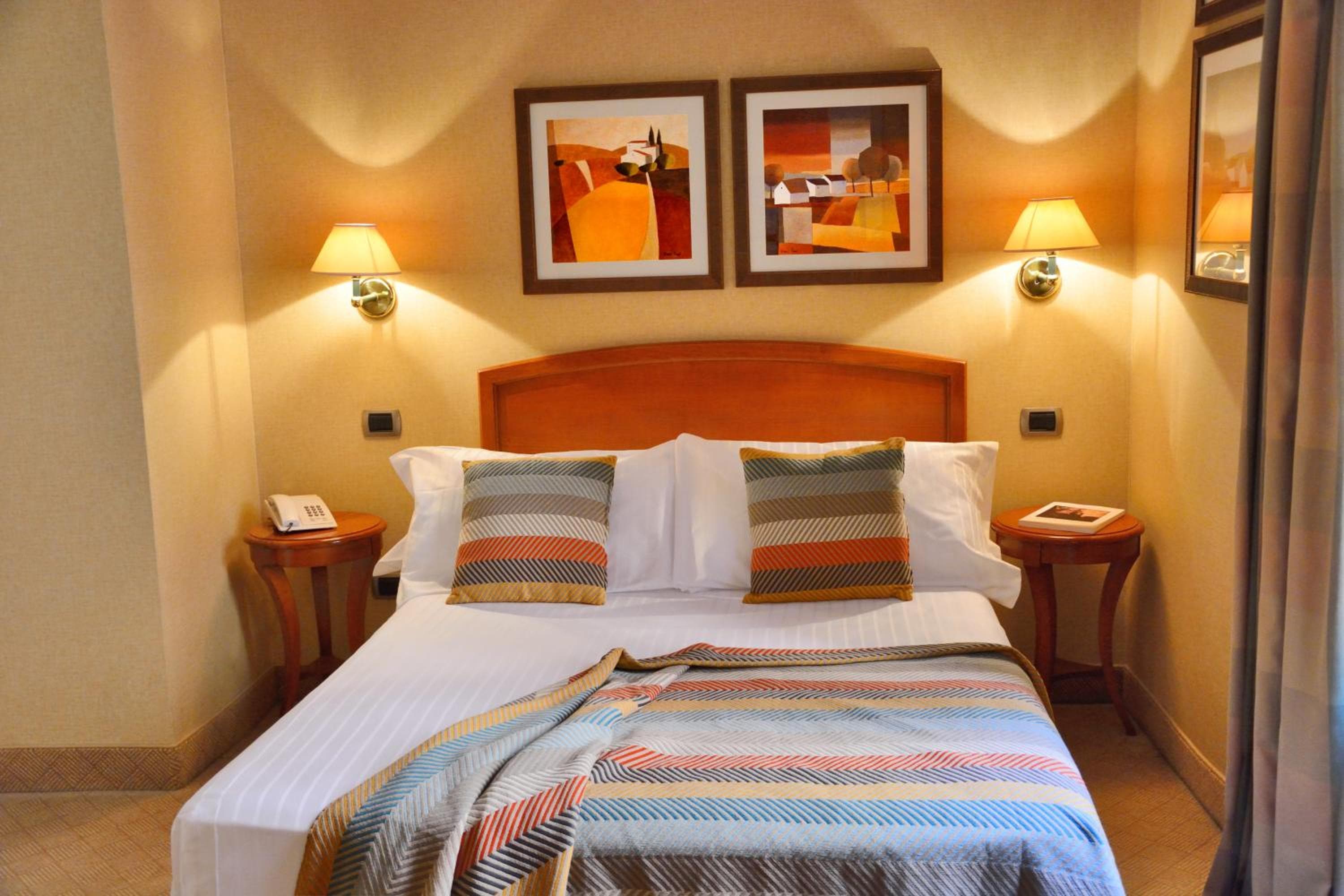 LH Hotel Lloyd Roma — 4