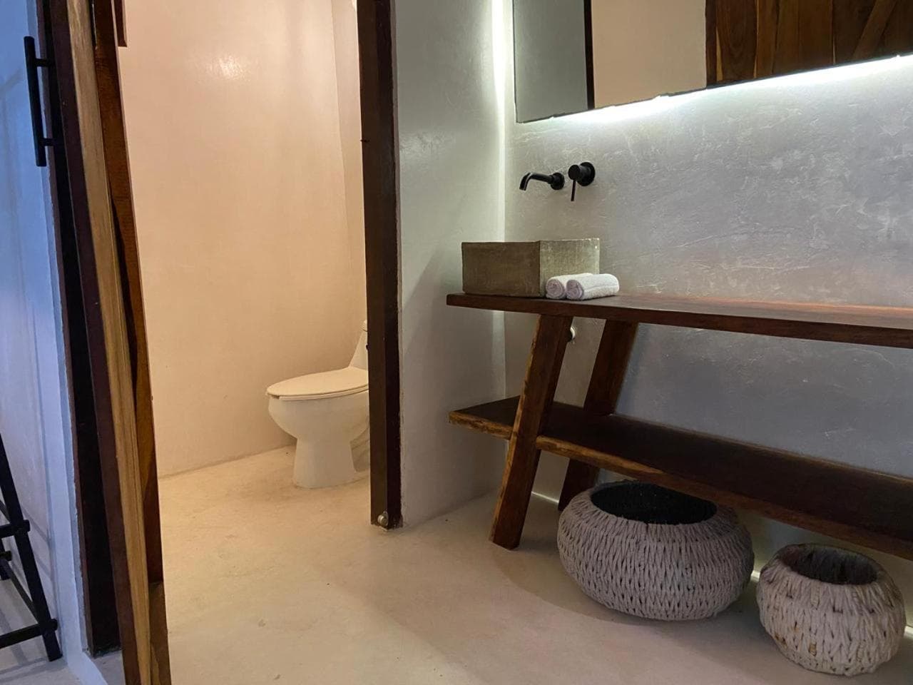 Amor Rooms — 7