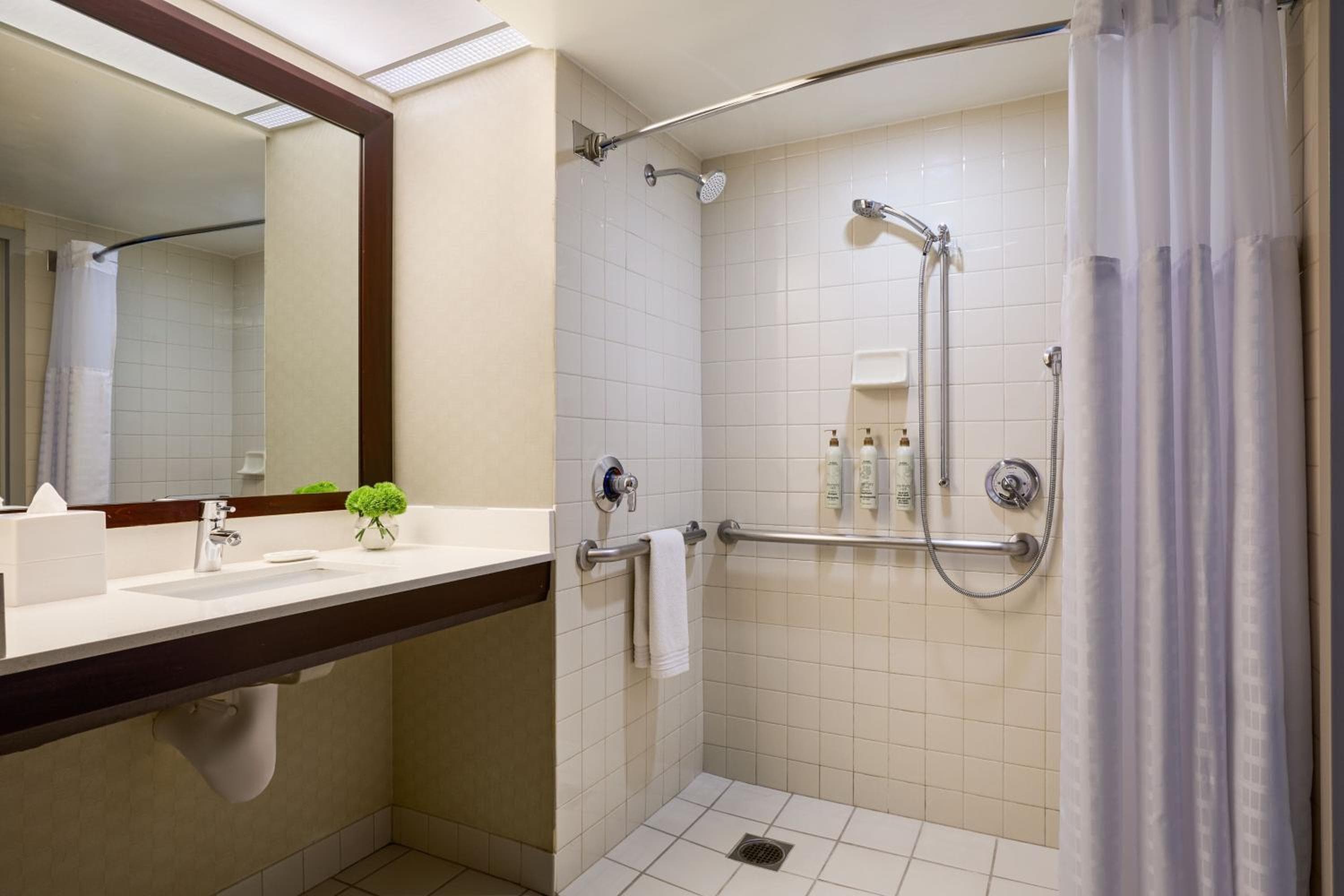 Hotel rinascimentale dell'aeroporto di Los Angeles — 20