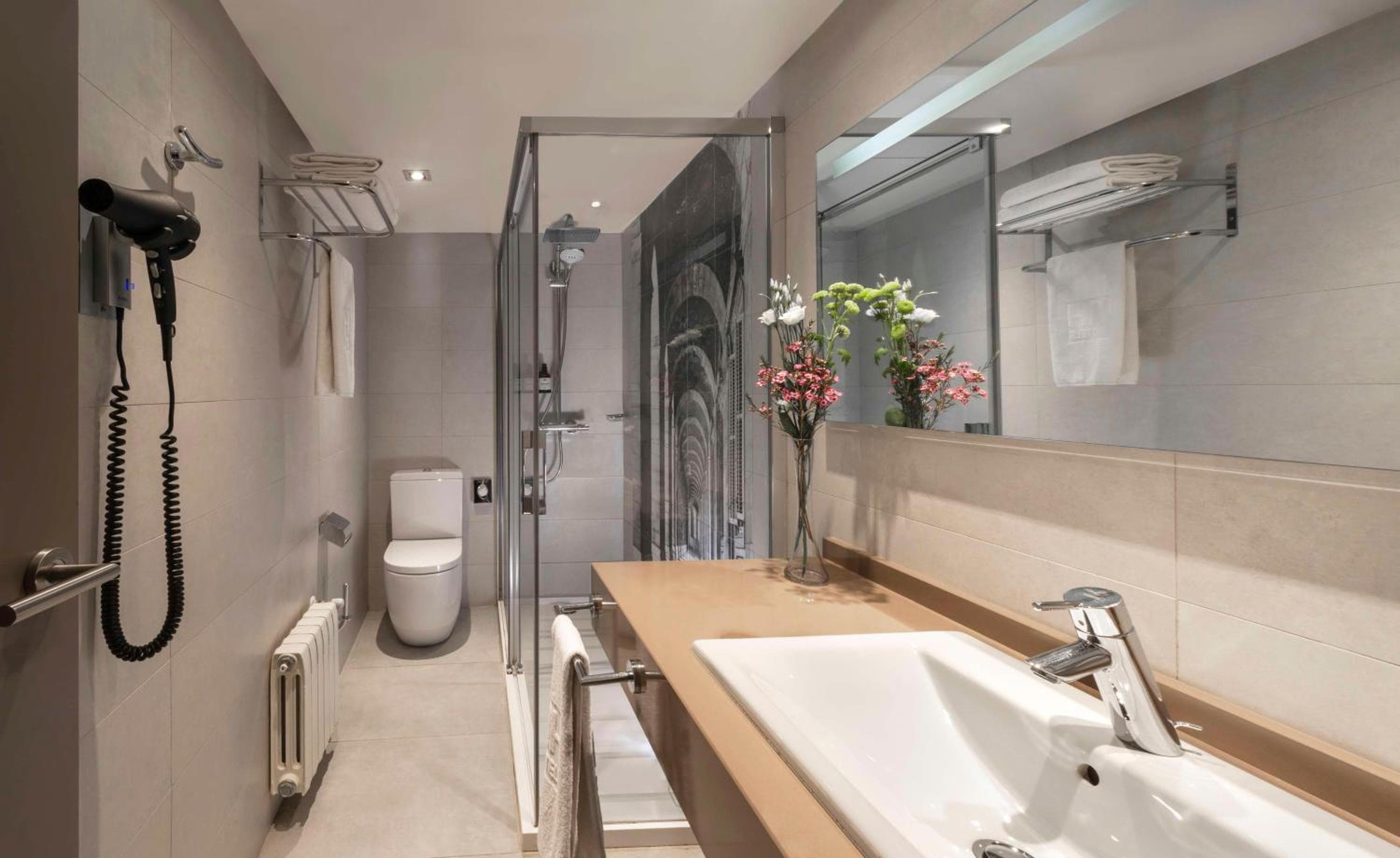NH Madrid Zurbano — 28