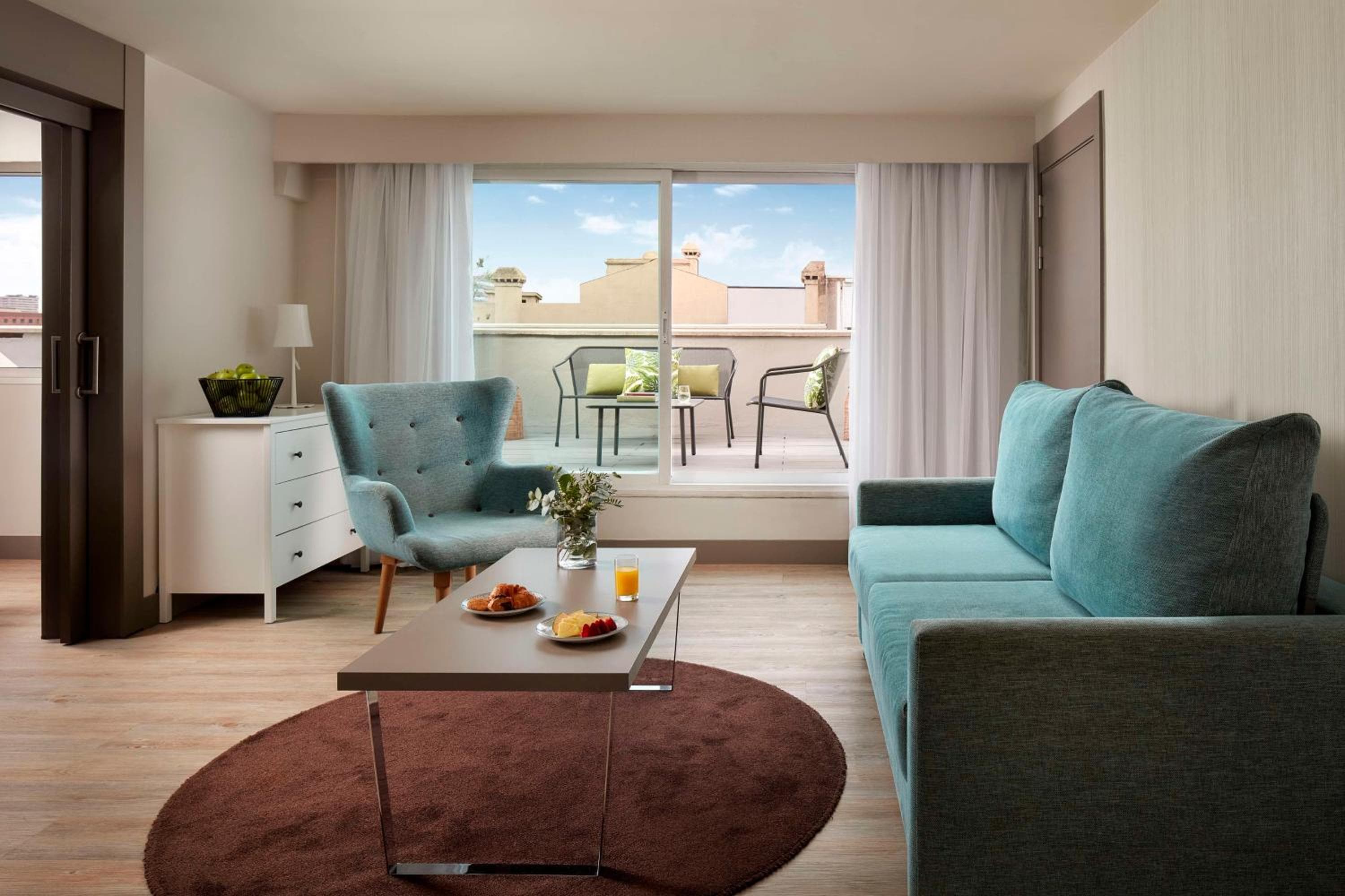 NH Madrid Zurbano — 1