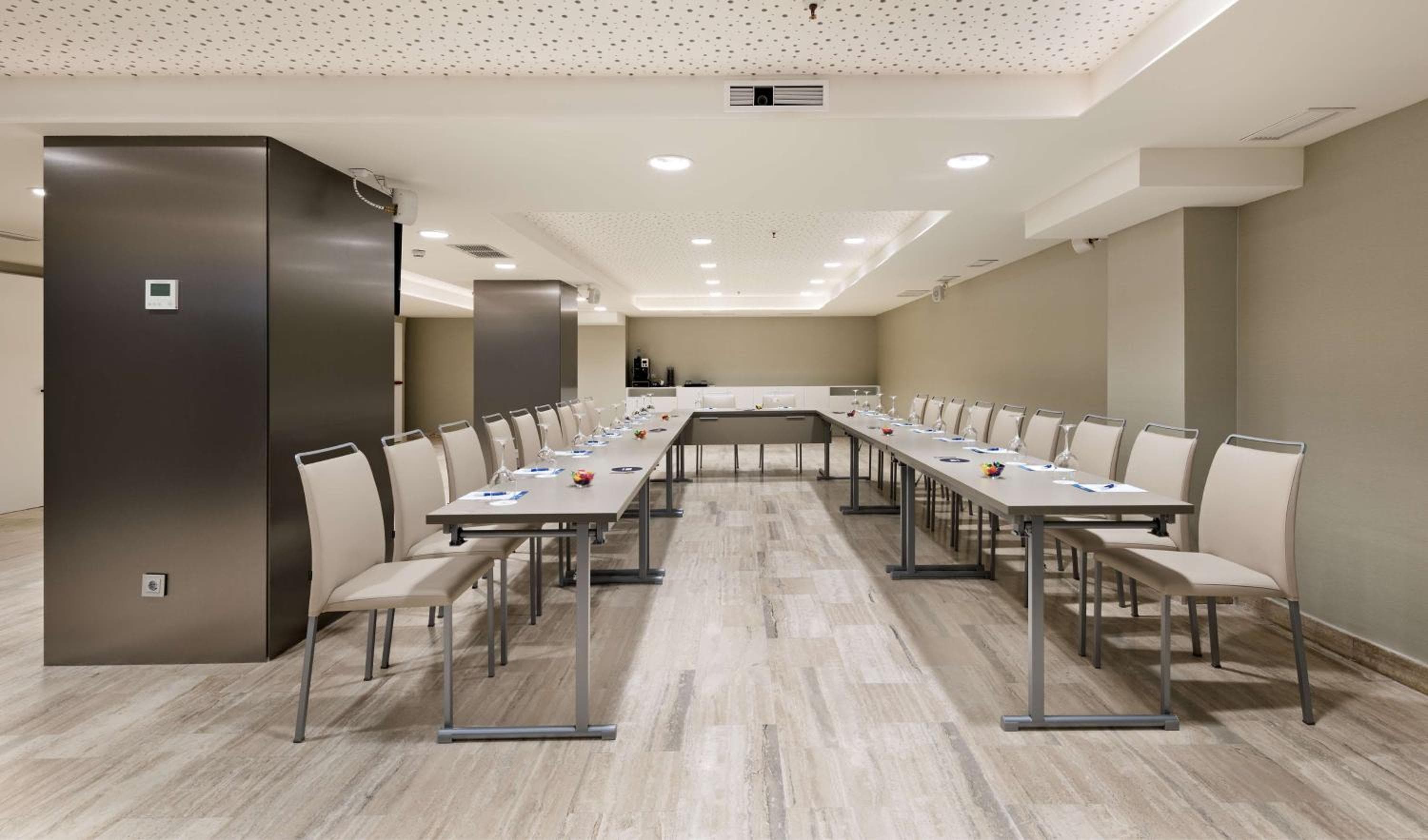 NH Madrid Zurbano — 14