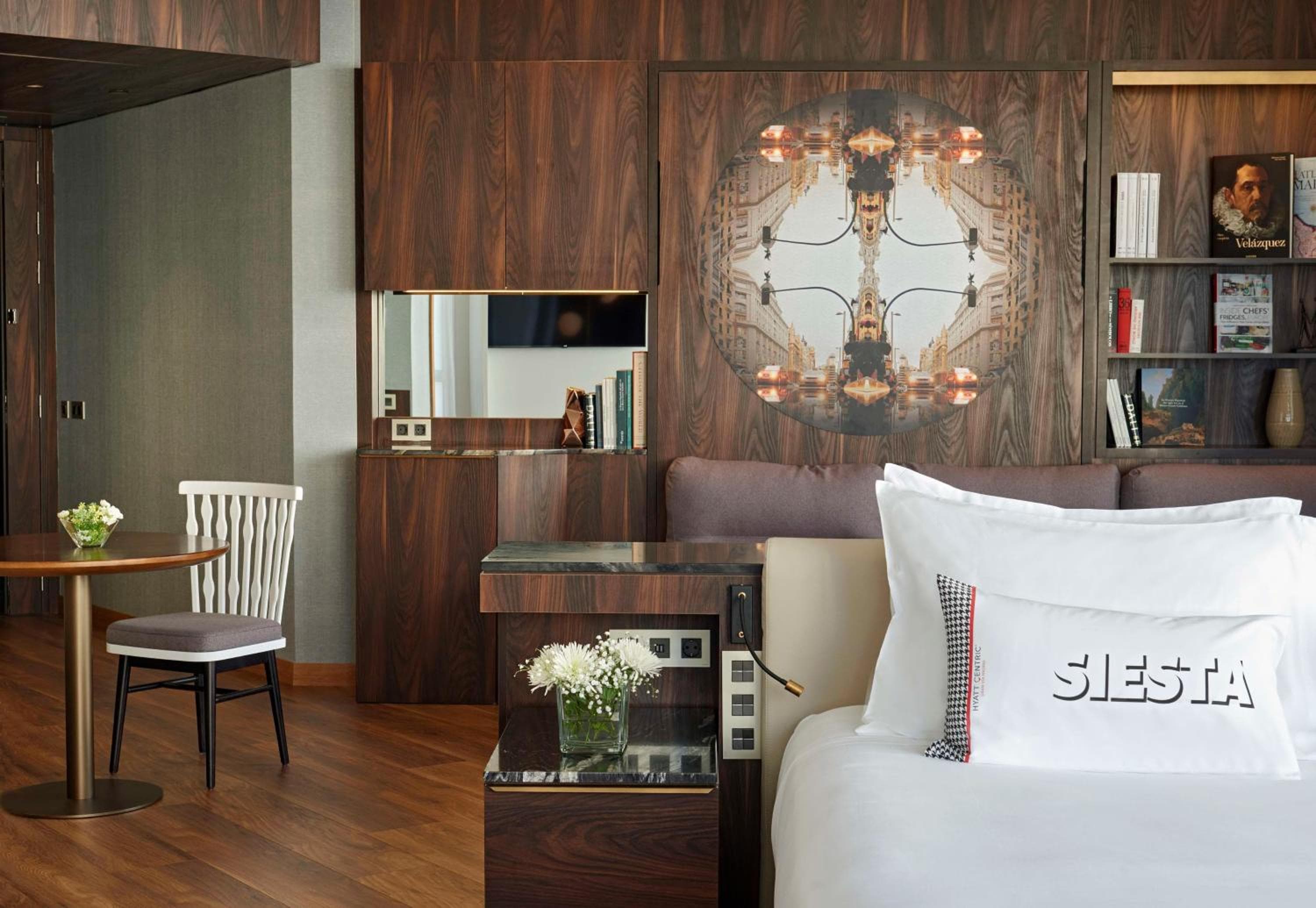 Hyatt Centric Gran Via Madrid — 26