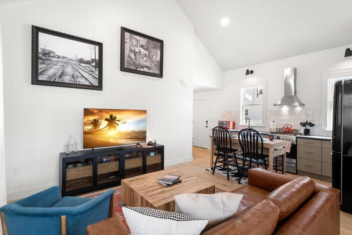 Casa Romeo - Luxury Ybor Apt, Steps to 7th Ave — 15