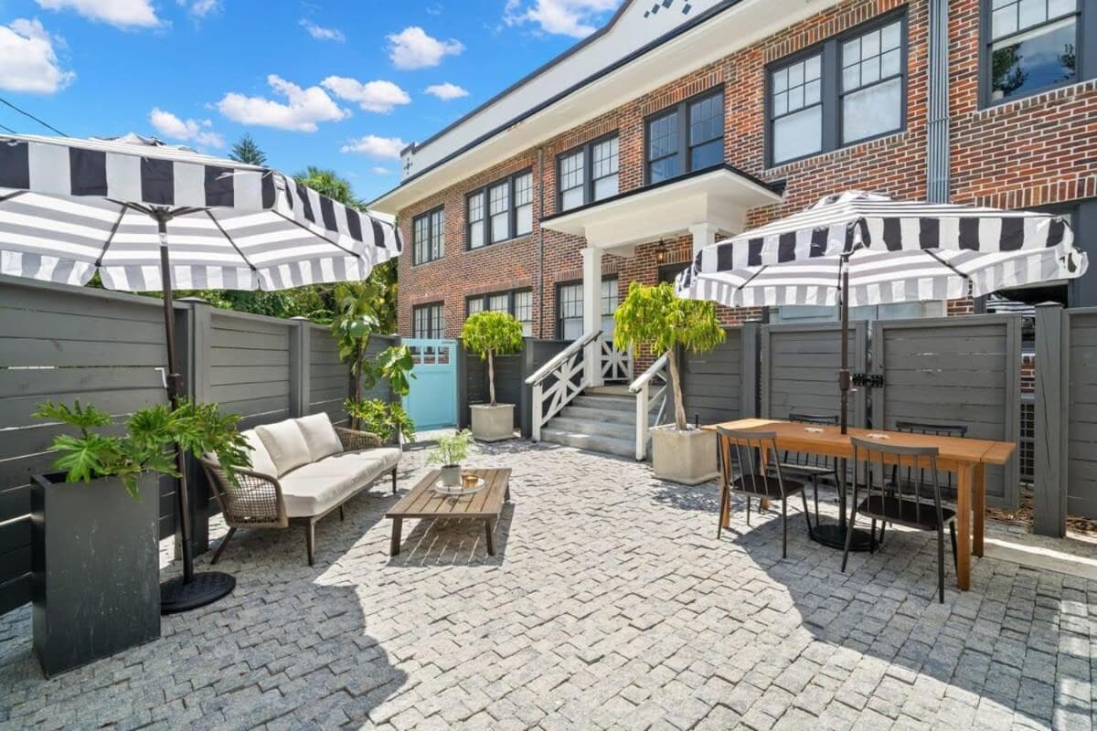 The Adaline Room #8 - Beautiful Hyde Park Apt, 2nd Floor, Steps to Bayshore — 26