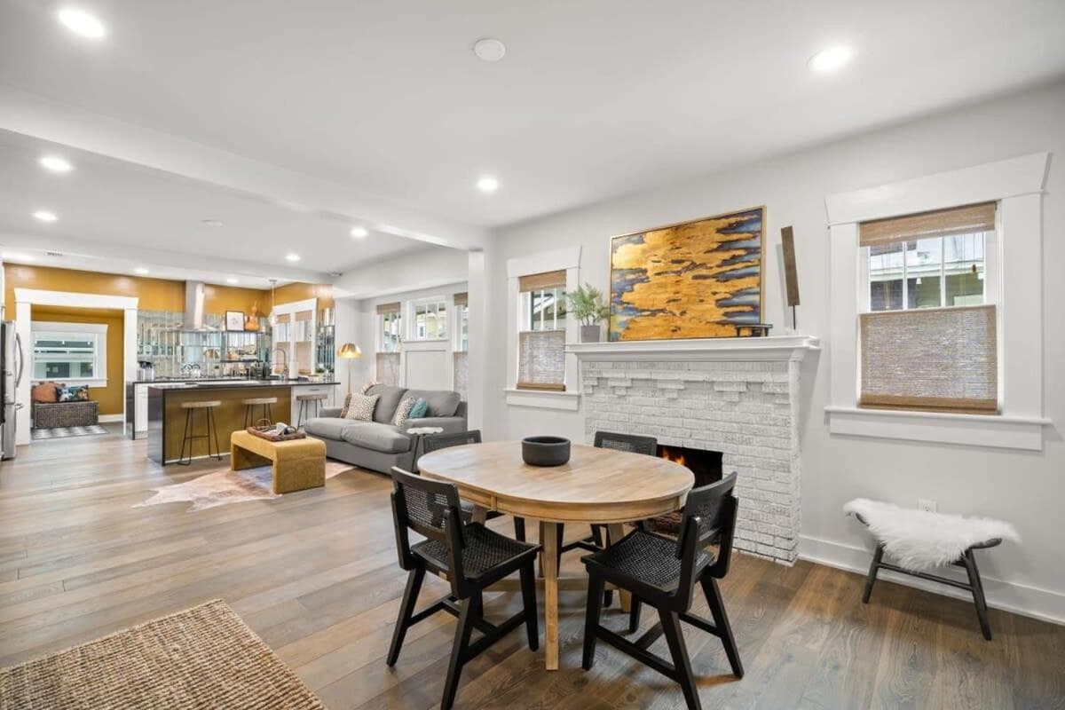 SoHo Serenity - Amazing Home with Private Pool & Hot Tub, SoHo District — 13