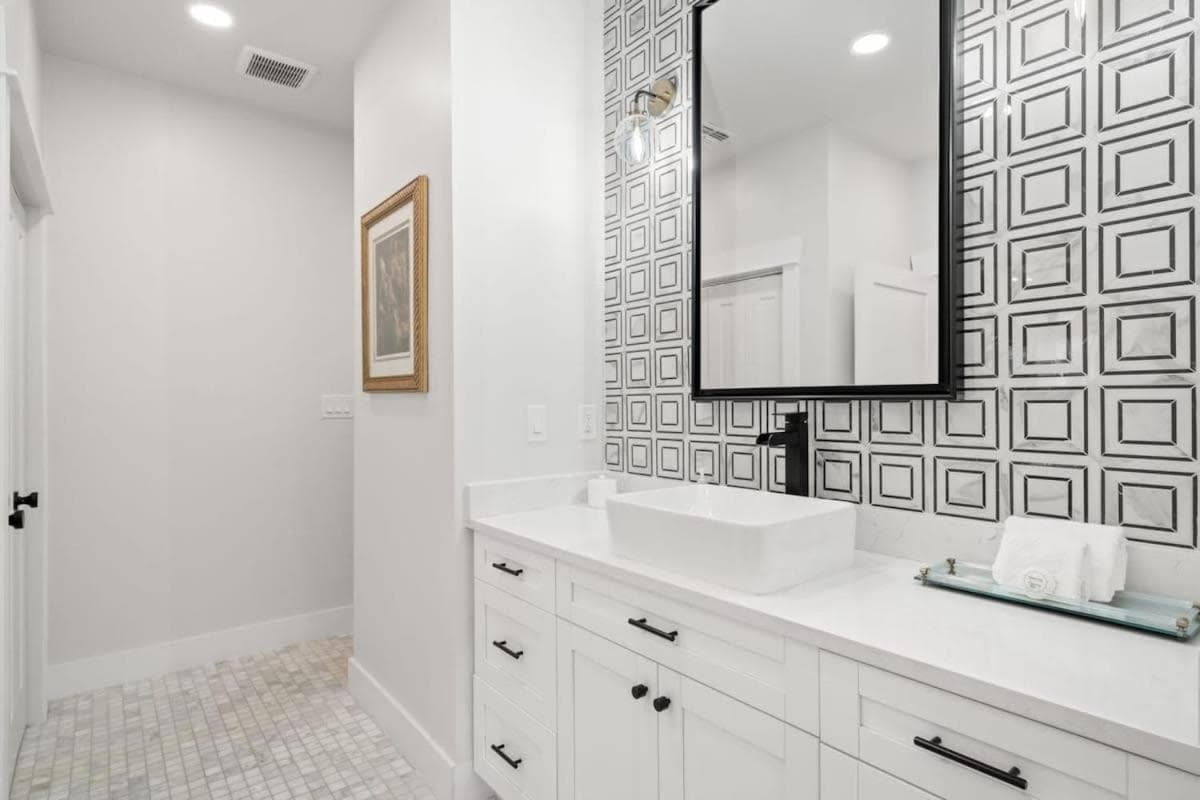 SoHo Serenity - Beeindruckendes Zuhause mit privatem Pool & Whirlpool, SoHo Bezirk — 19
