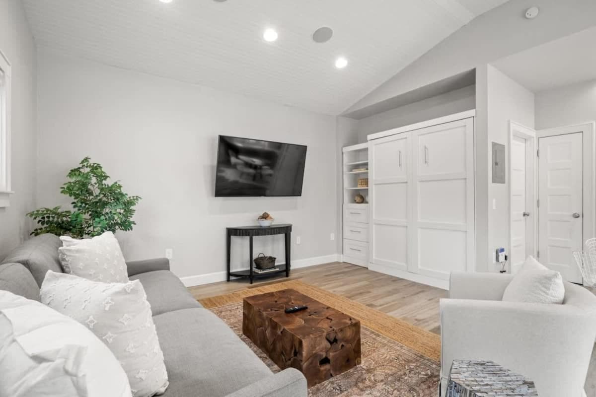 SoHo Serenity - Beeindruckendes Zuhause mit privatem Pool & Whirlpool, SoHo Bezirk — 28